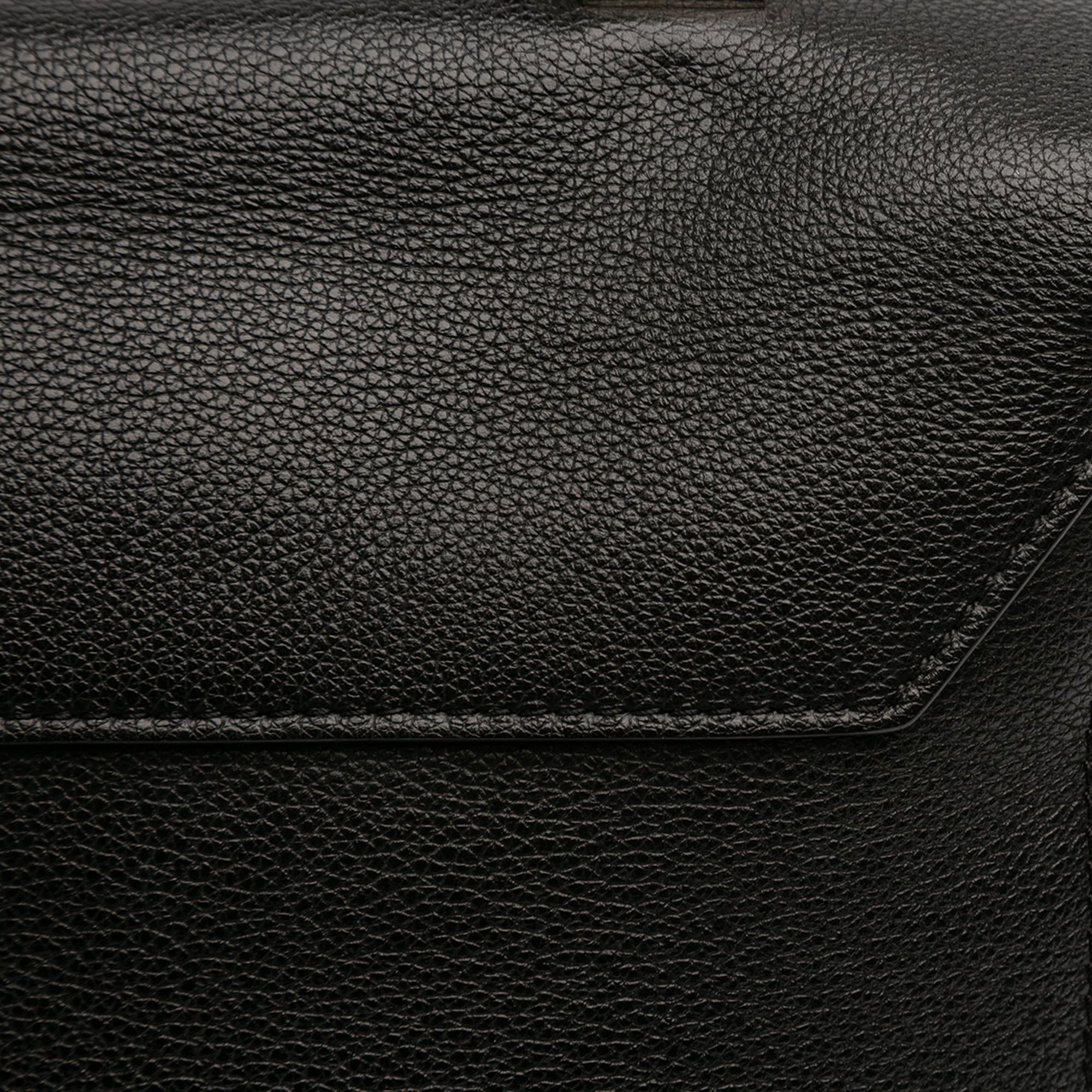 Louis Vuitton Leather Lockme II