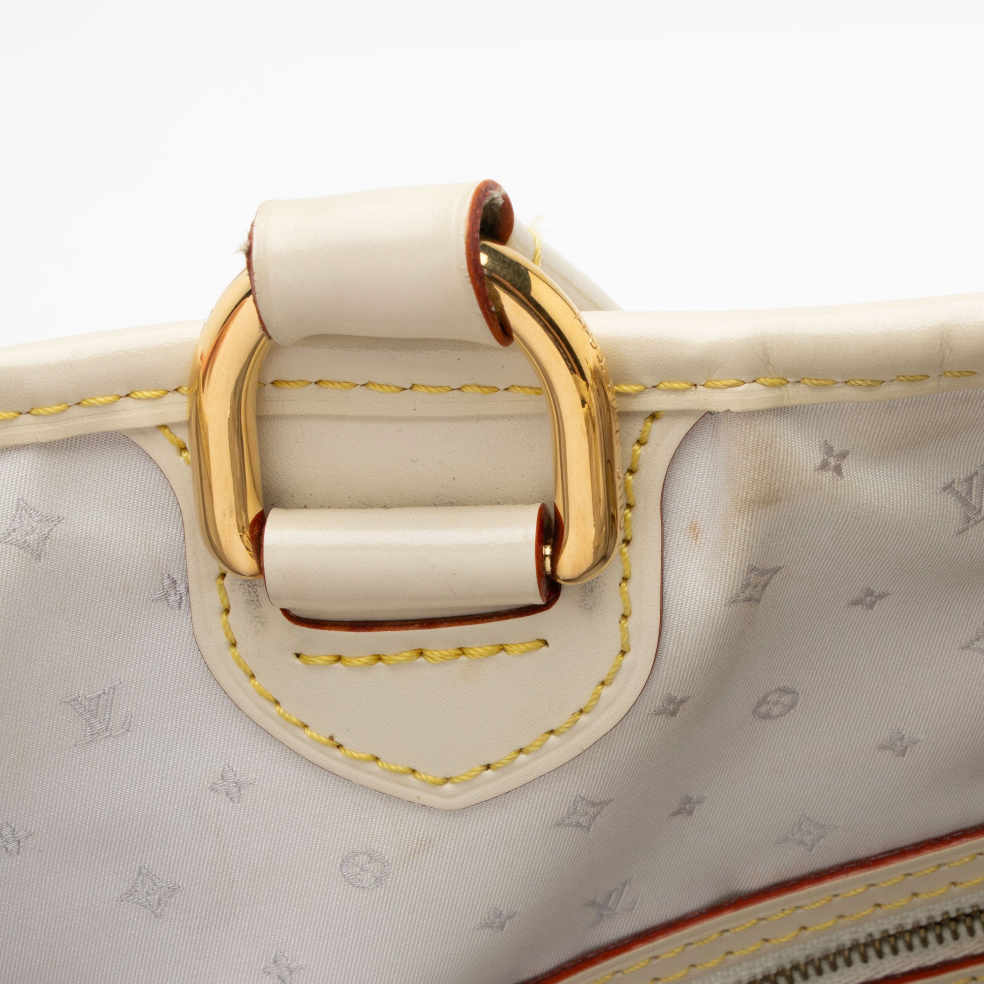 Louis Vuitton Leather Suhali Le Majestueux Tote (SHF-yBJEyy)