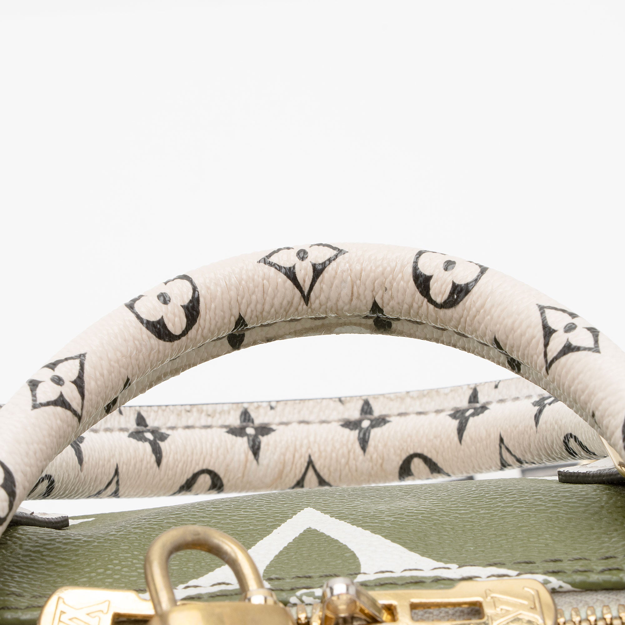 Louis Vuitton Limited Edition Giant Monogram Canvas Speedy Bandouliere 30 Satchel (SHF-fC4pMA)