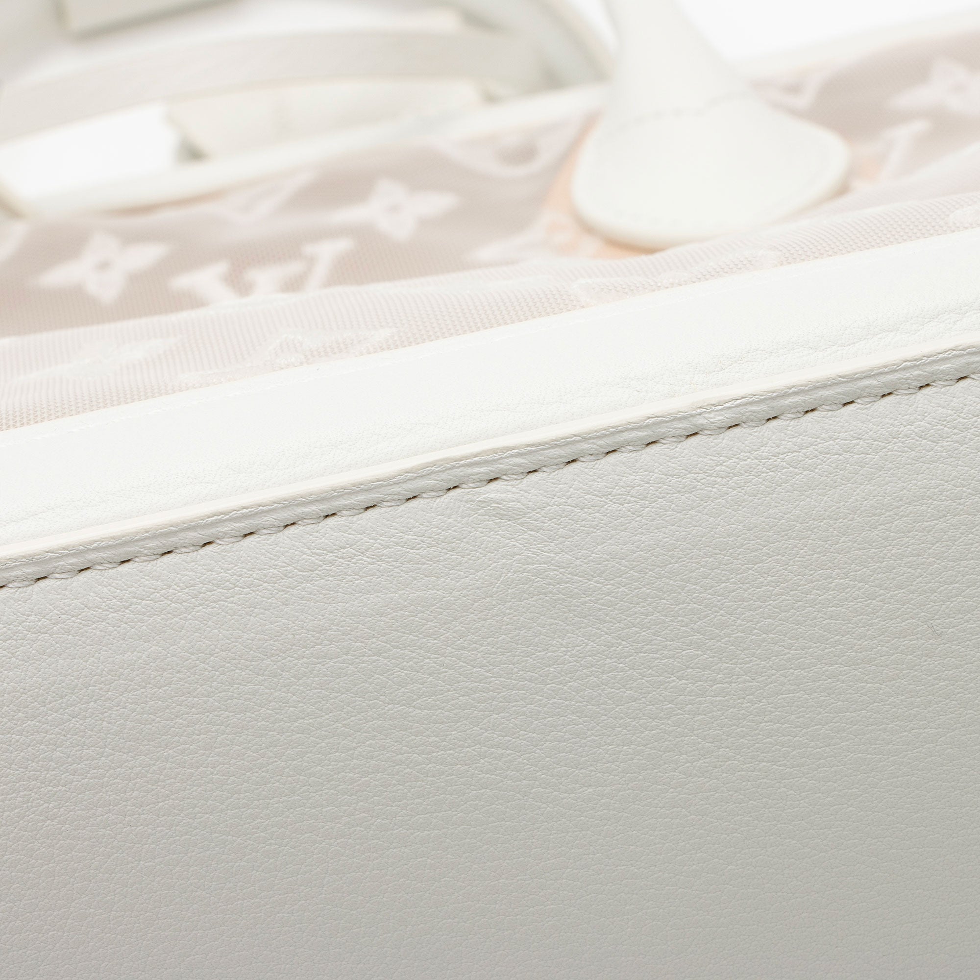 Louis Vuitton Limited Edition Mesh Transparence E/W Lockit Satchel (SHF-XtiURz)