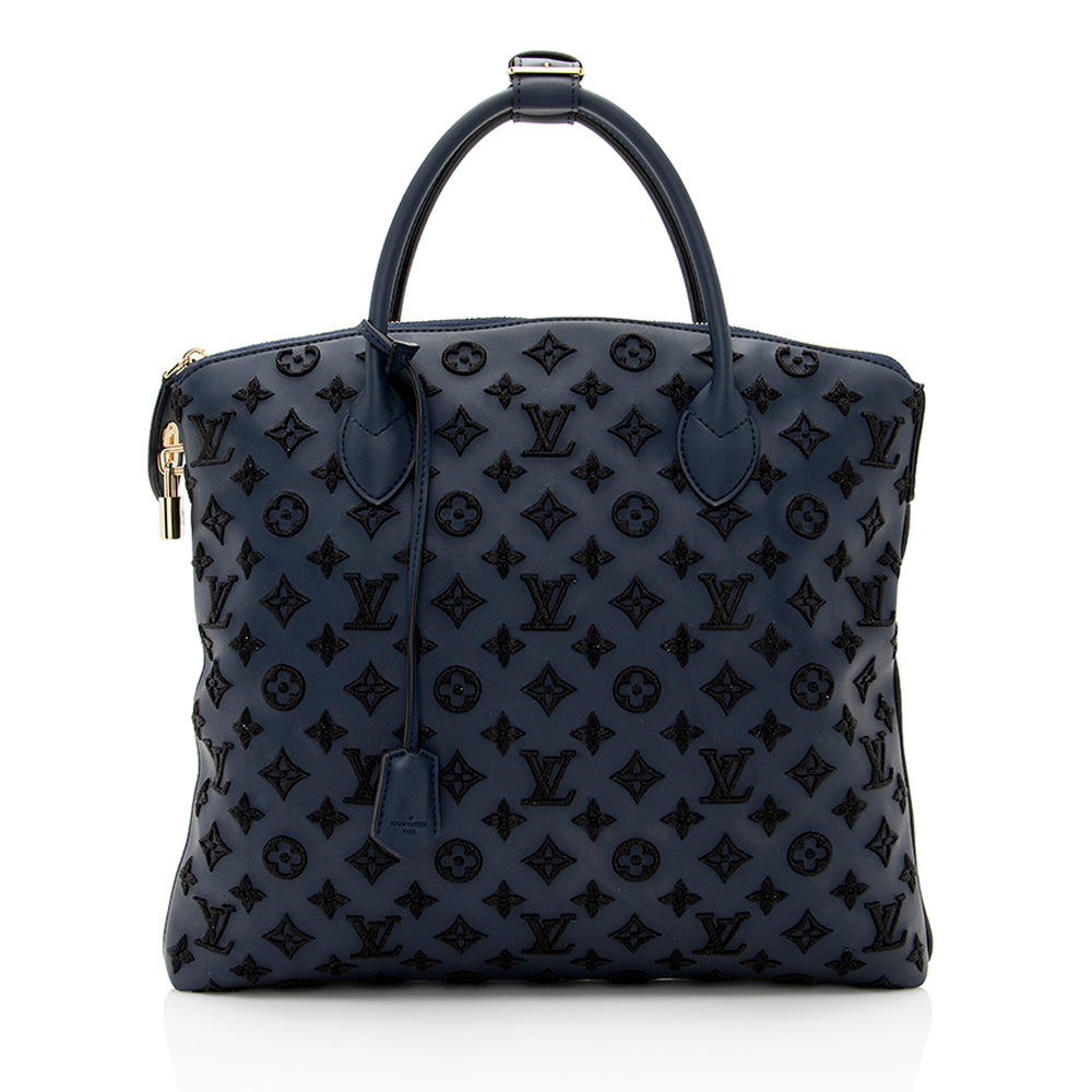 Louis Vuitton Limited Edition Monogram Addiction Lockit MM Bag (SHF-hQ –  LuxeDH