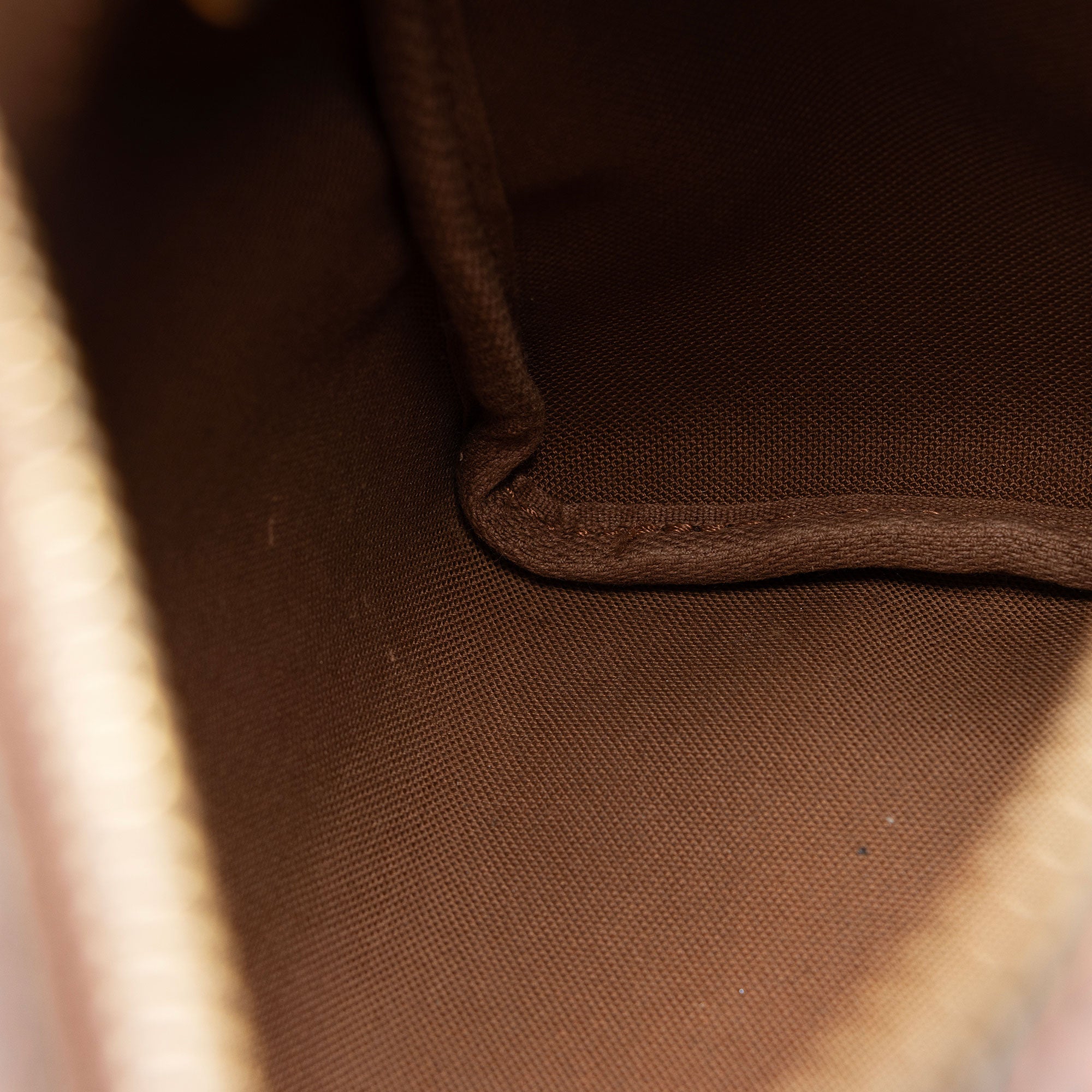 Louis Vuitton Limited Edition Monogram Canvas Cerises Speedy 25 Satchel (SHF-CSMshZ)