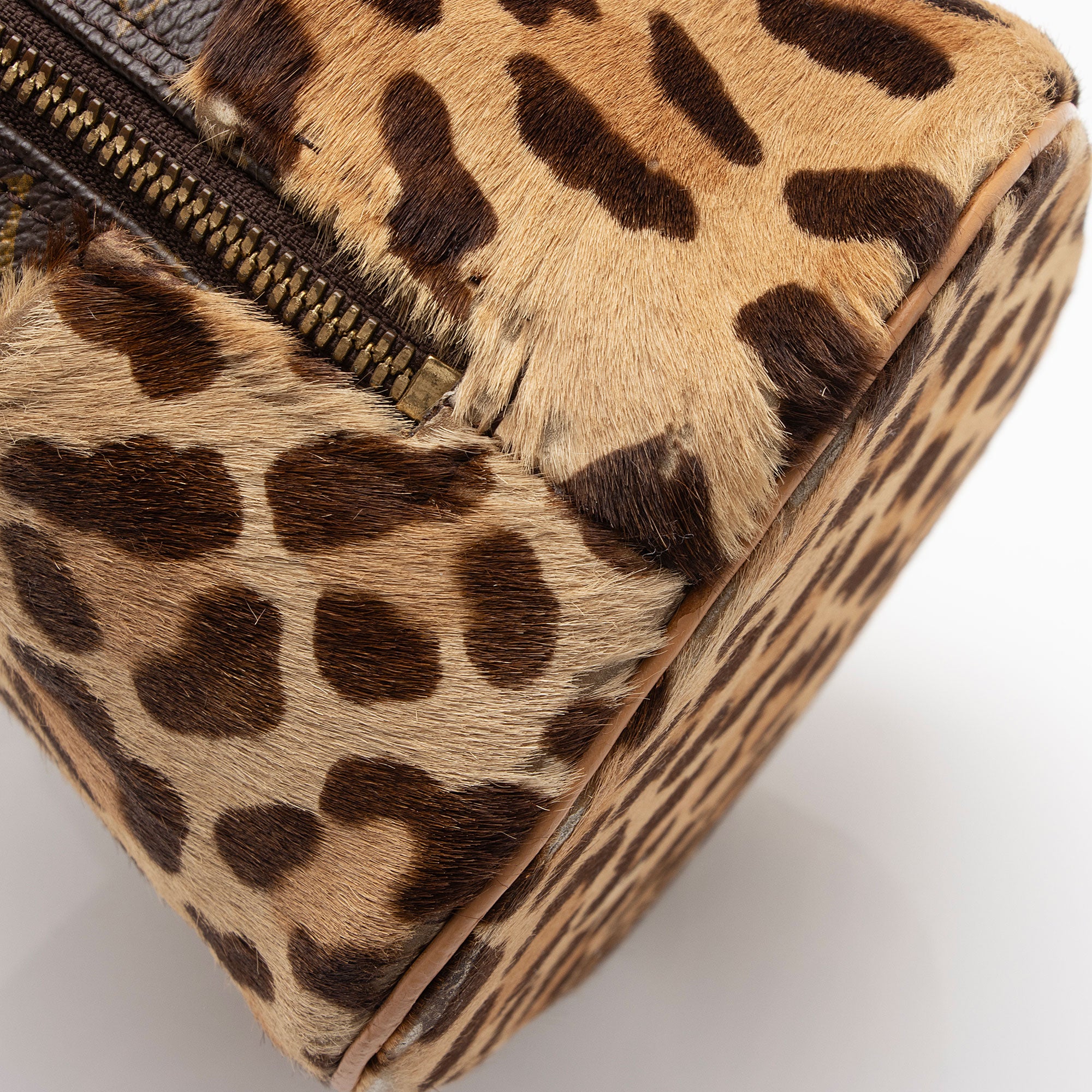 Louis Vuitton Limited Edition Monogram Canvas Leopard Pony Hair Allia Alma Satchel (SHF-7m3MG9)