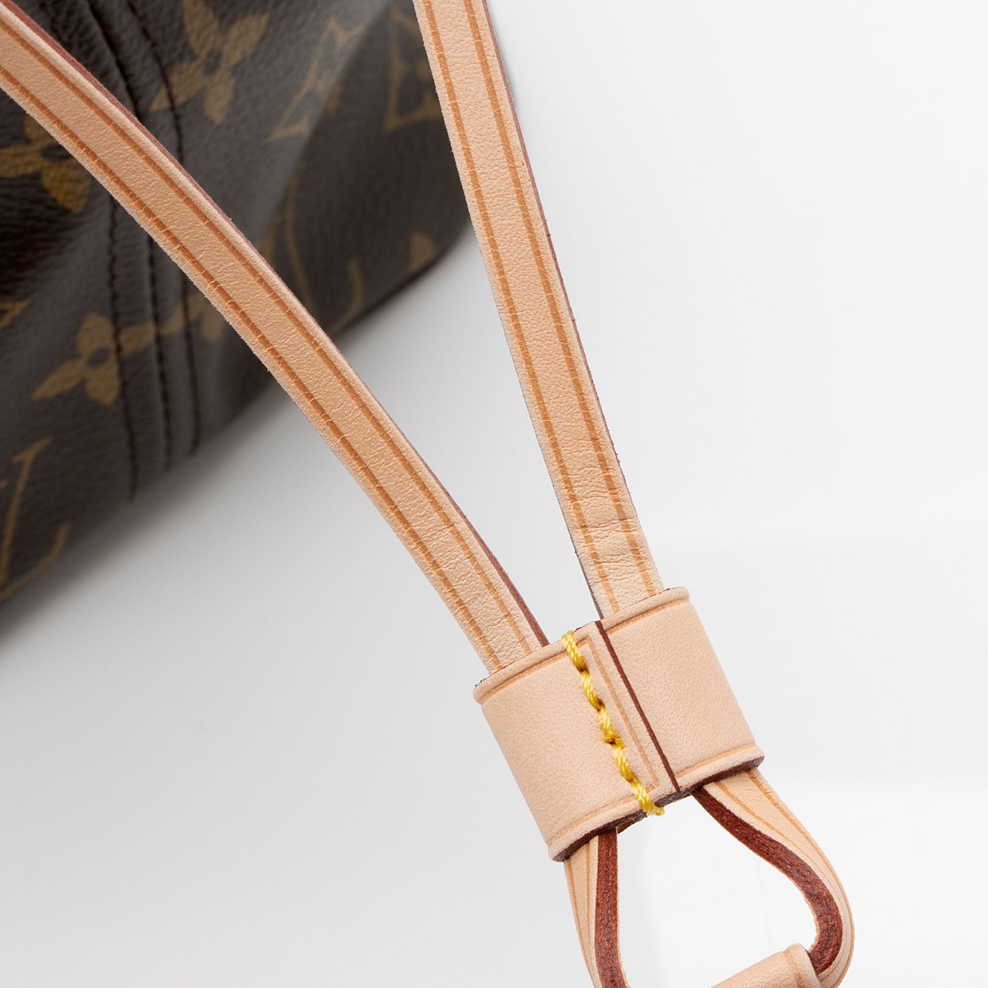 Louis Vuitton Limited Edition Monogram Canvas V Neverfull MM Tote (SHF-jn9Kv3)