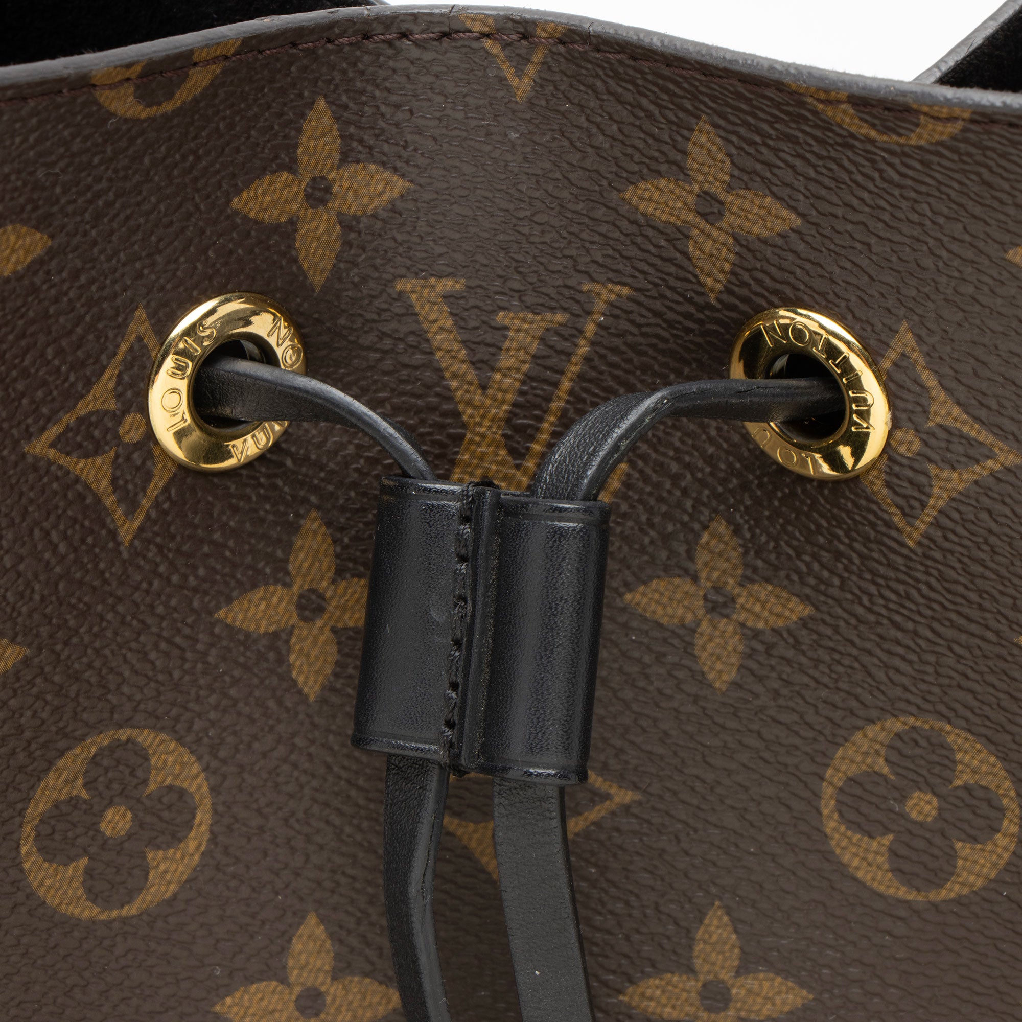 Louis Vuitton Limited Edition Monogram Canvas World Tour Neonoe MM Shoulder Bag