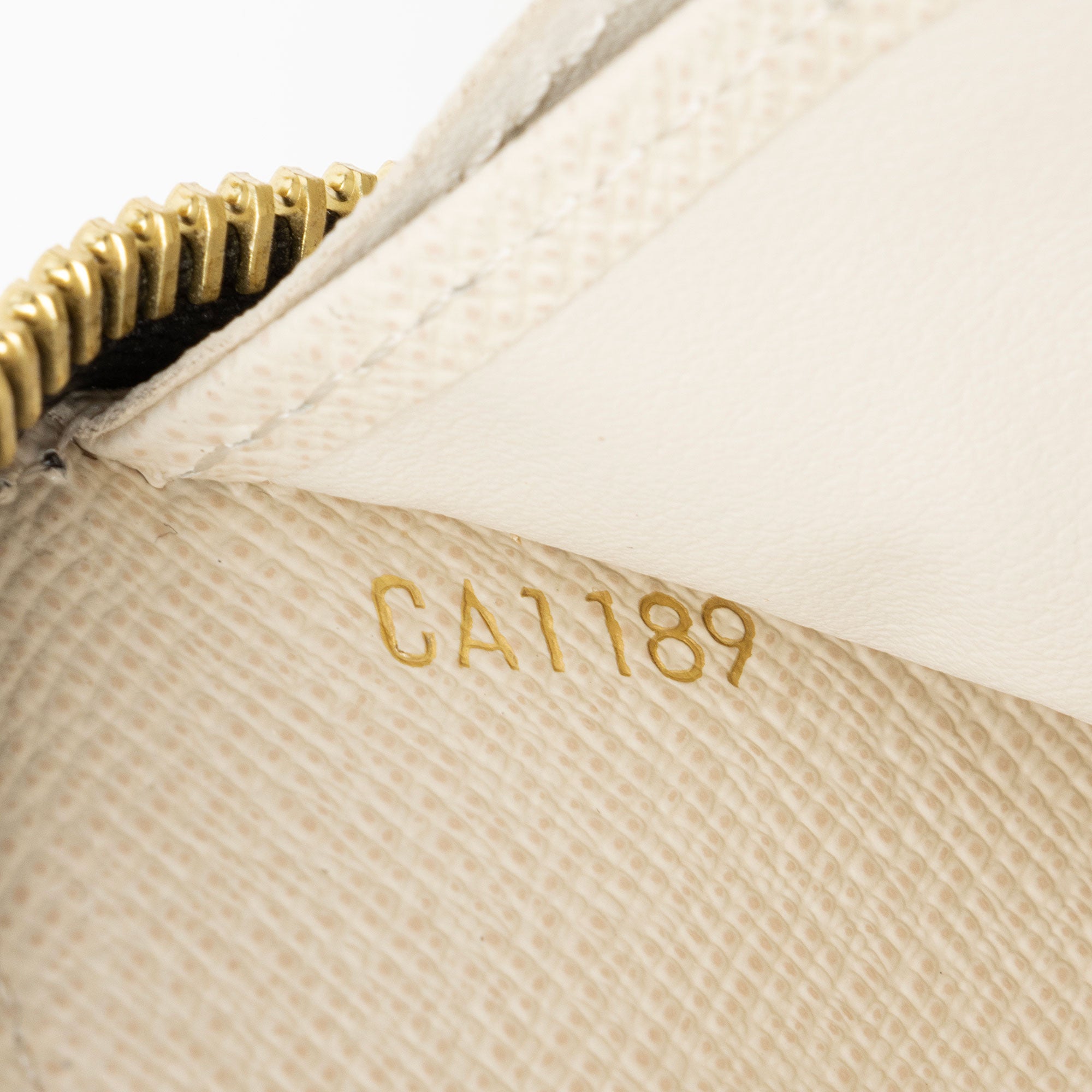 Louis Vuitton Limited Edition Monogram Giant Jungle Zippy Wallet