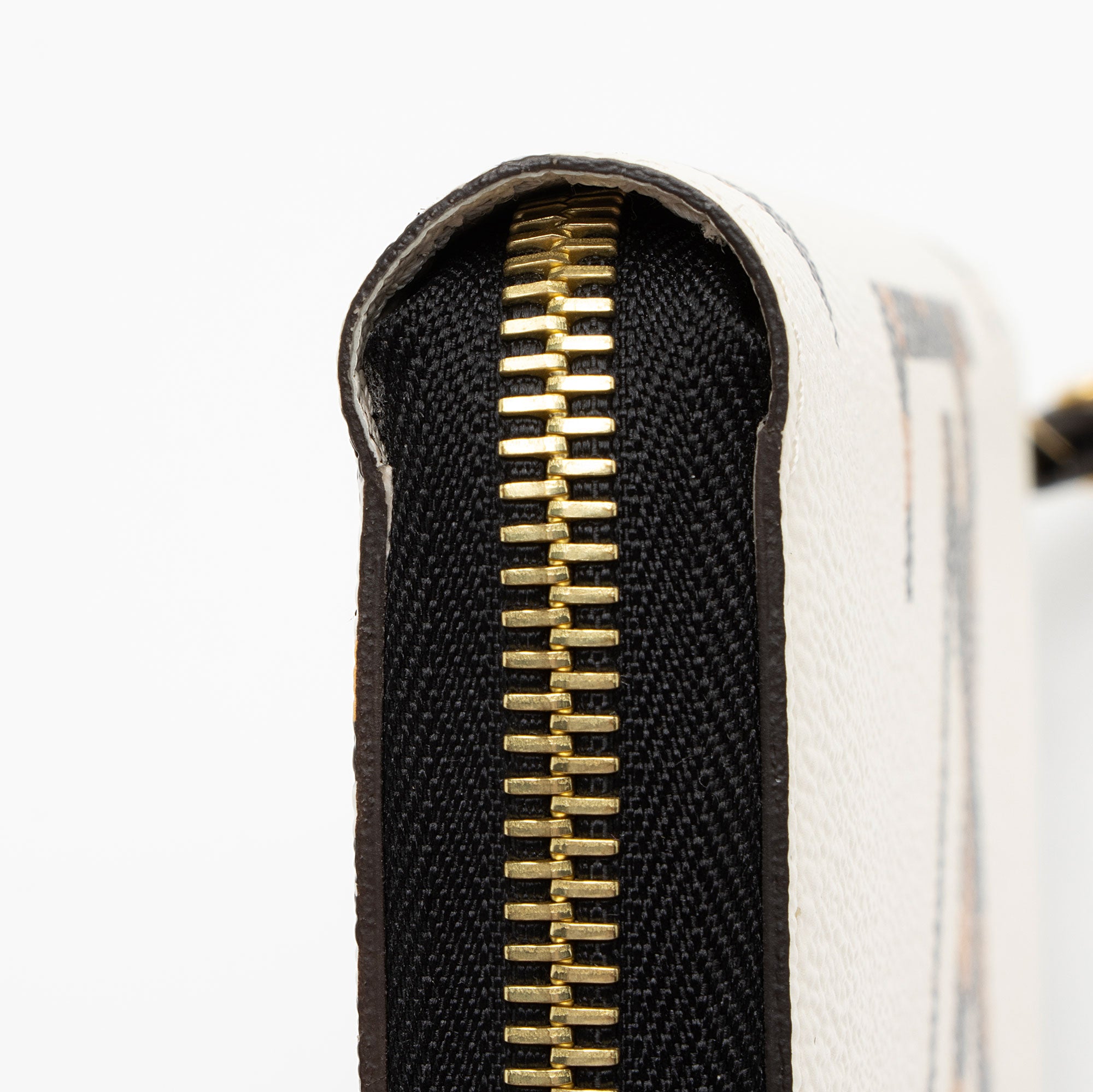 Louis Vuitton Limited Edition Monogram Giant Jungle Zippy Wallet