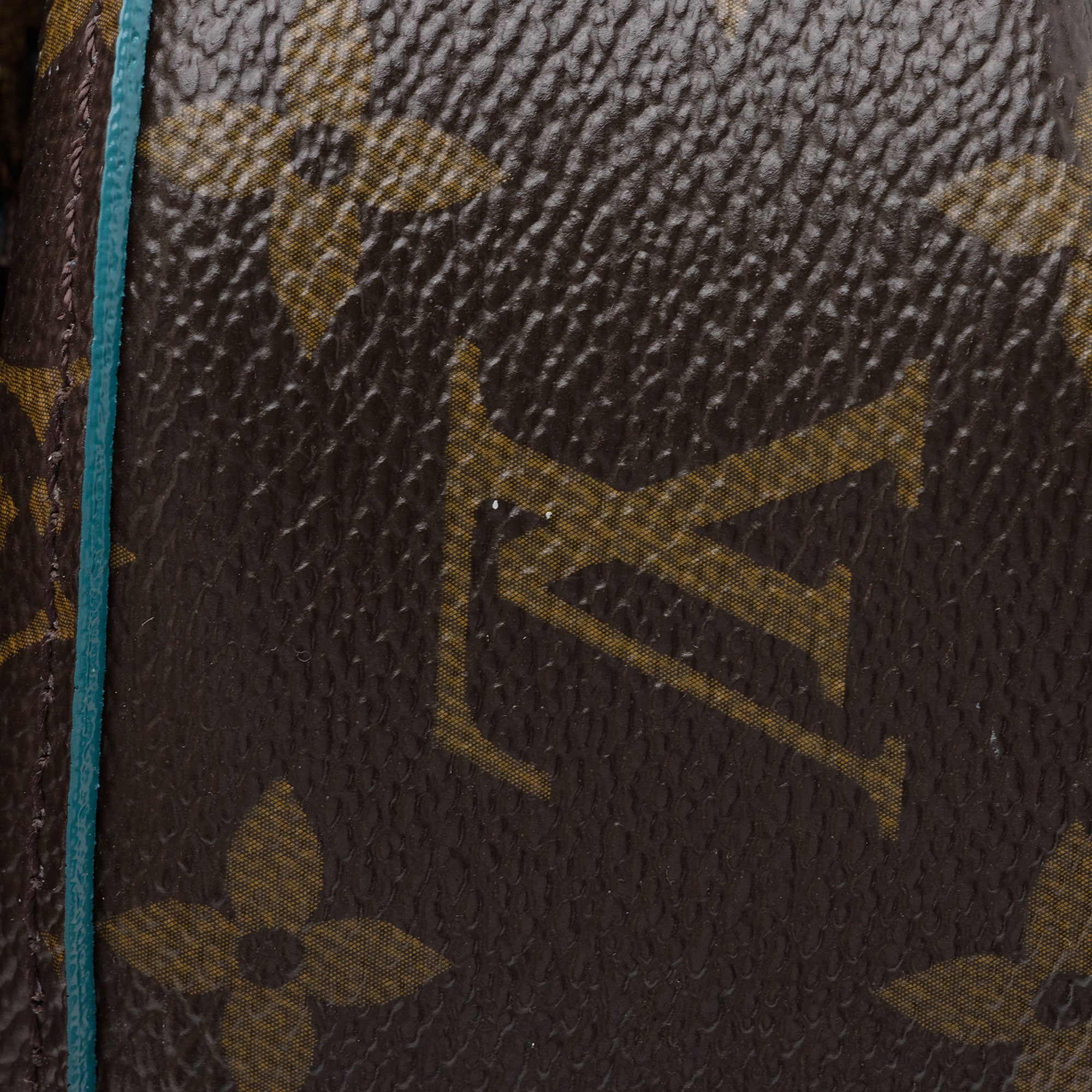 Louis Vuitton Limited Edition Perforated Monogram Canvas Saumur 30 Messenger Bag (SHF-TgFQYZ)