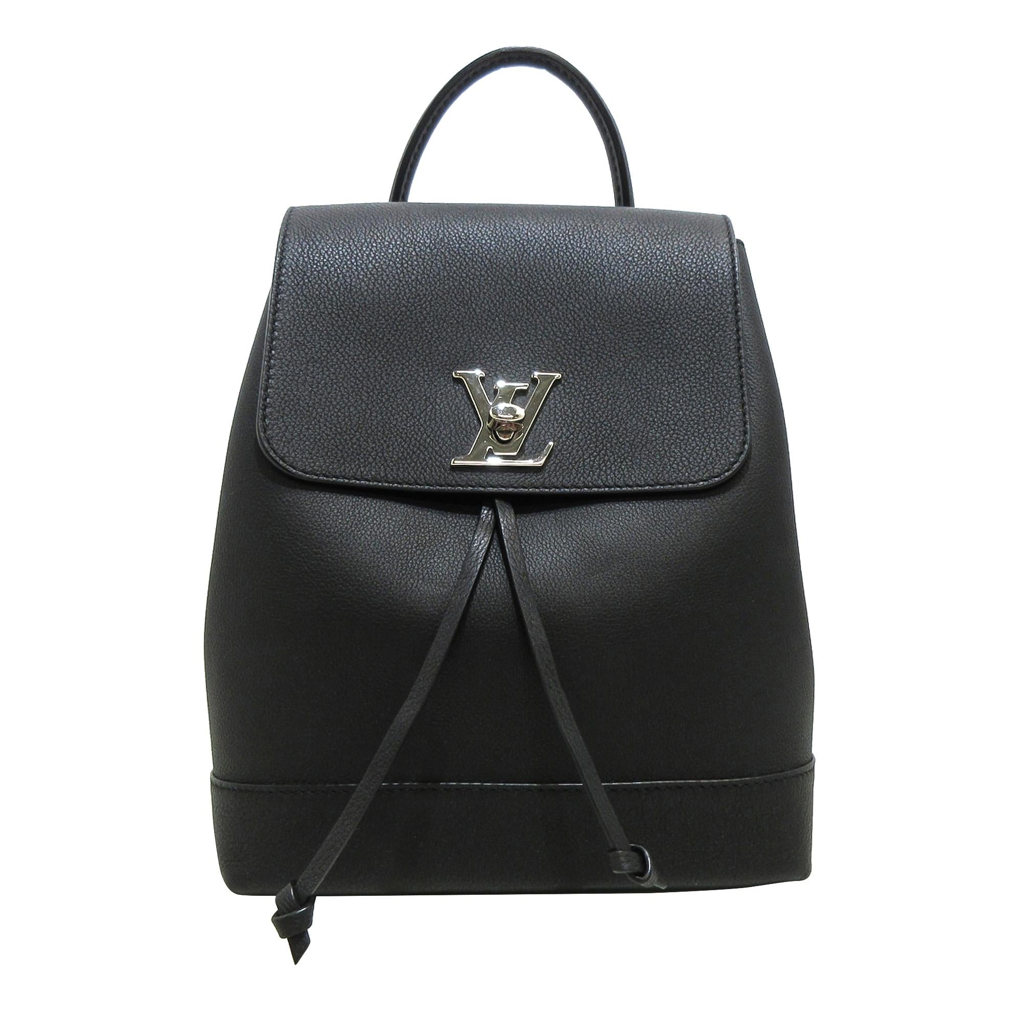 Louis Vuitton LockMe Backpack (SHG-uKWaci)