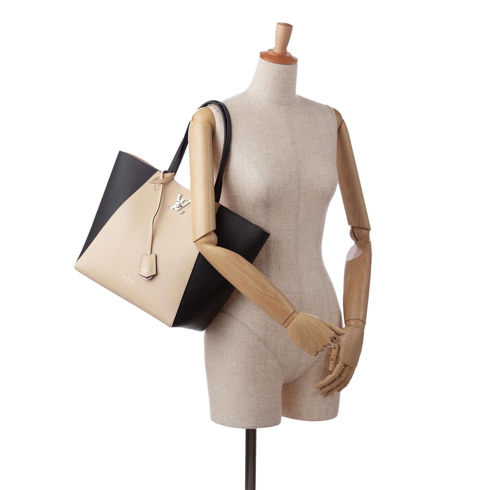 Louis vuitton lockme cabas outlet