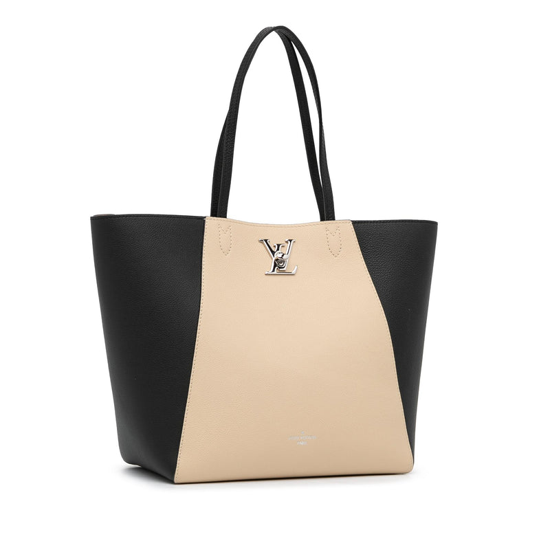 Louis Vuitton LockMe Cabas (SHG-Y3DBMm) – LuxeDH