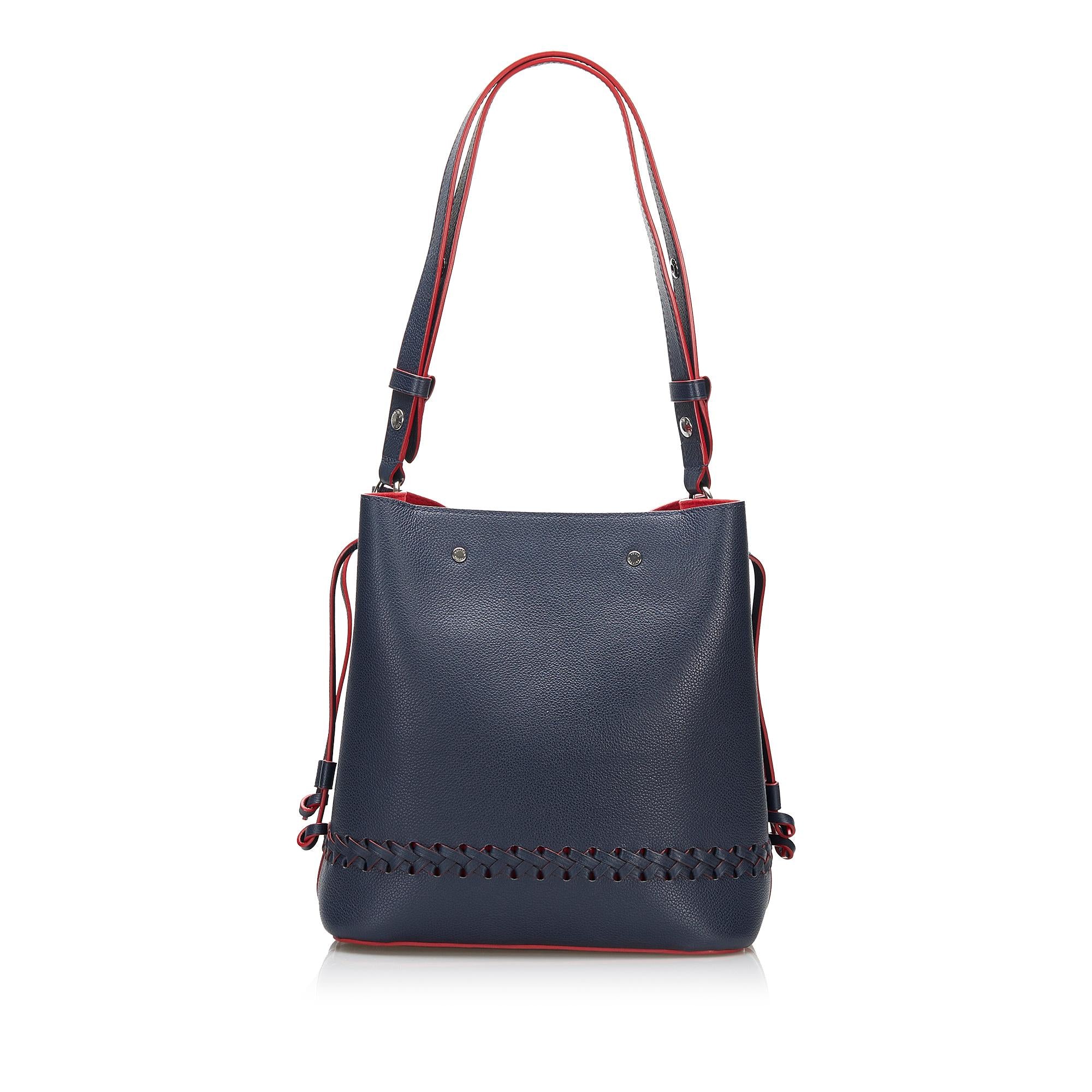 Louis Vuitton Lockme Braided Bucket Bag (SHG-xiGyxc)