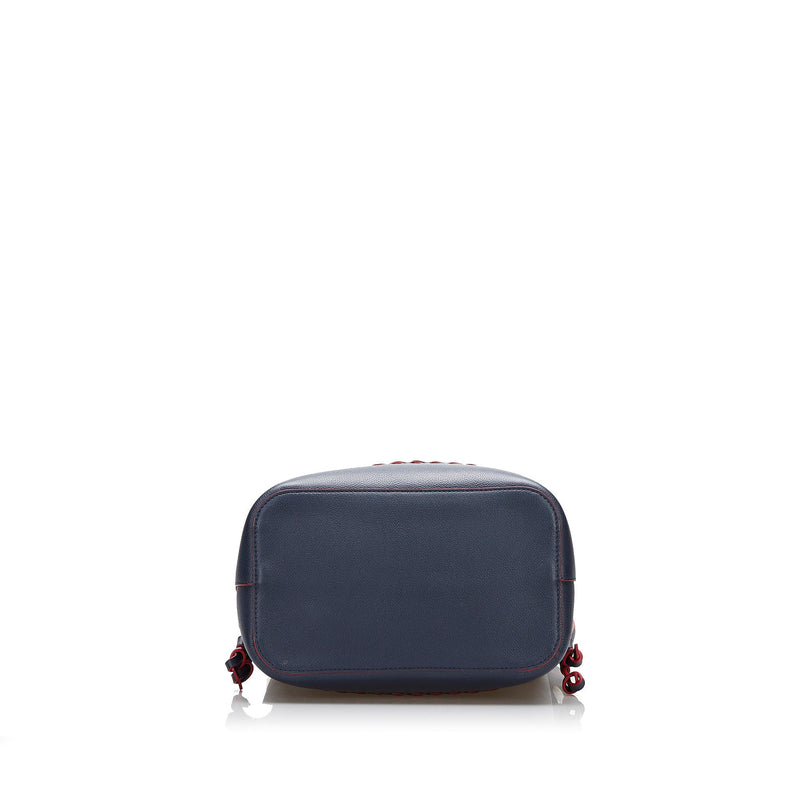 Louis Vuitton Lockme Braided Bucket Bag (SHG-xiGyxc)