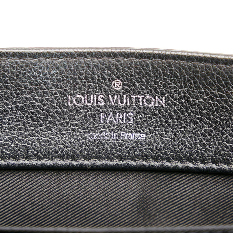 Louis Vuitton Lockme II (SHG-37674) – LuxeDH