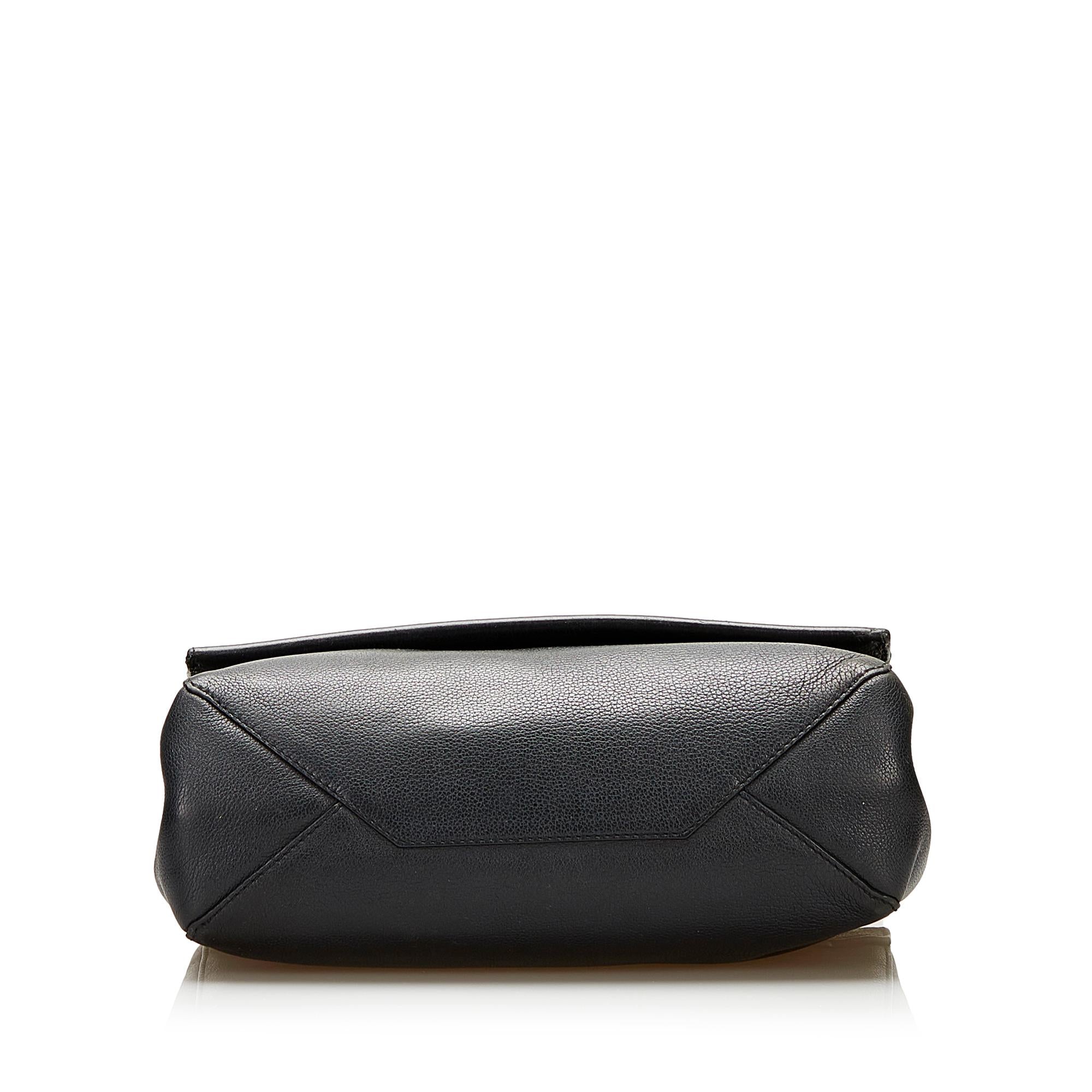 Louis Vuitton Lockme II (SHG-37682)