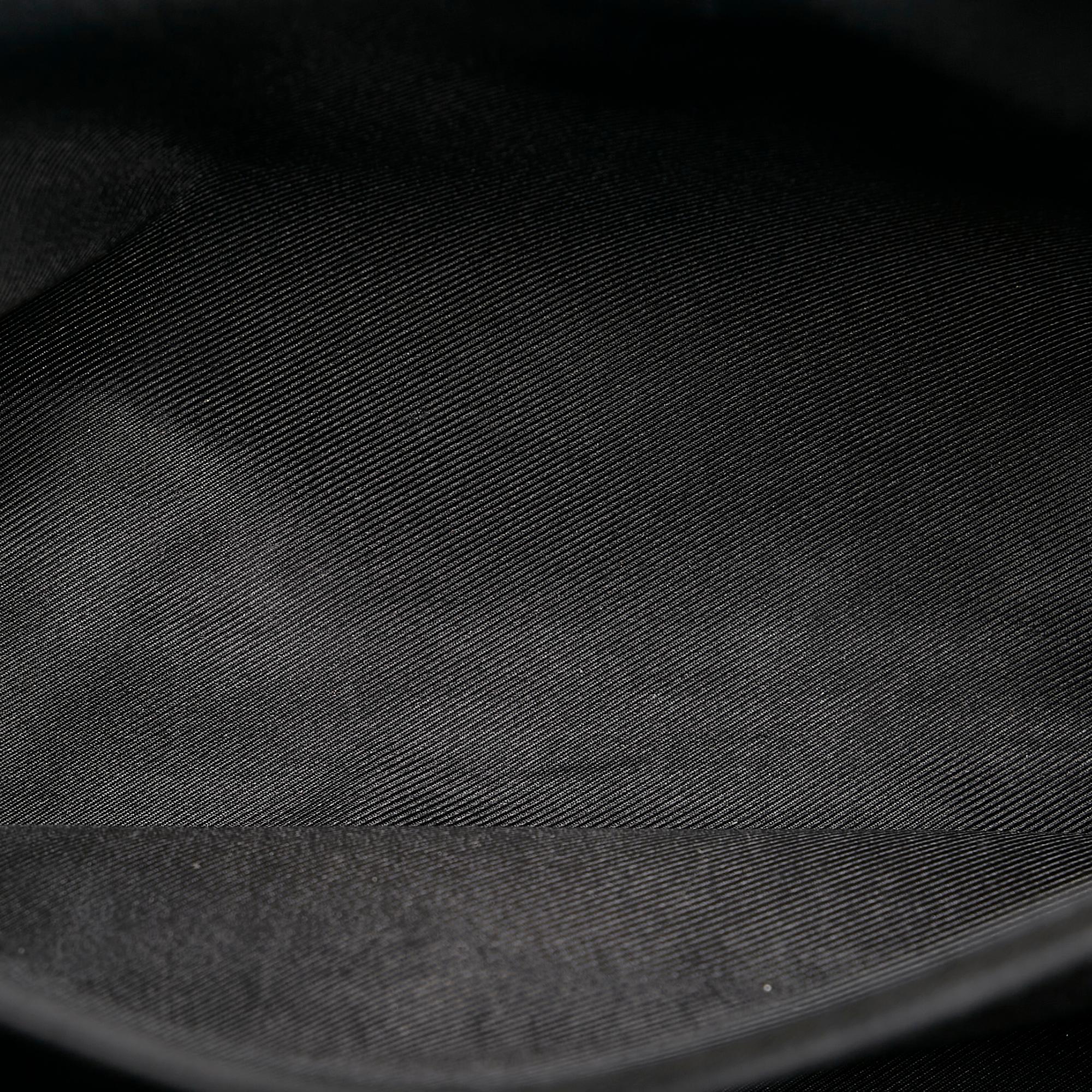 Louis Vuitton Lockme II (SHG-37682)