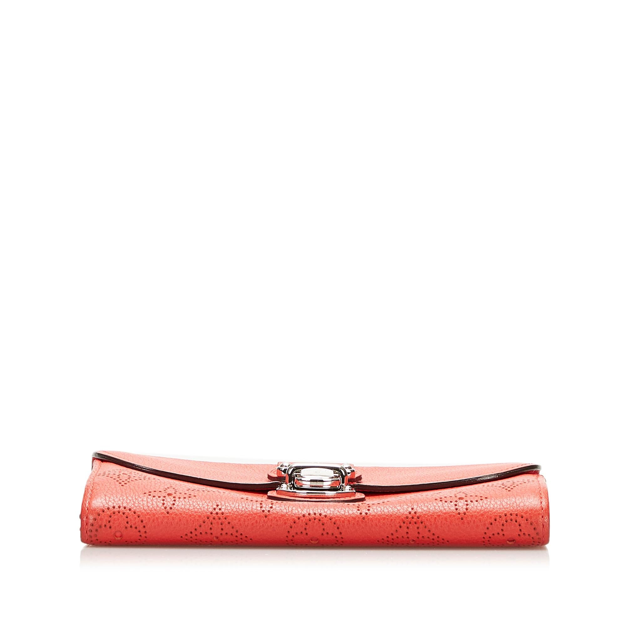 Louis Vuitton Mahina Iris Wallet (SHG-35655)