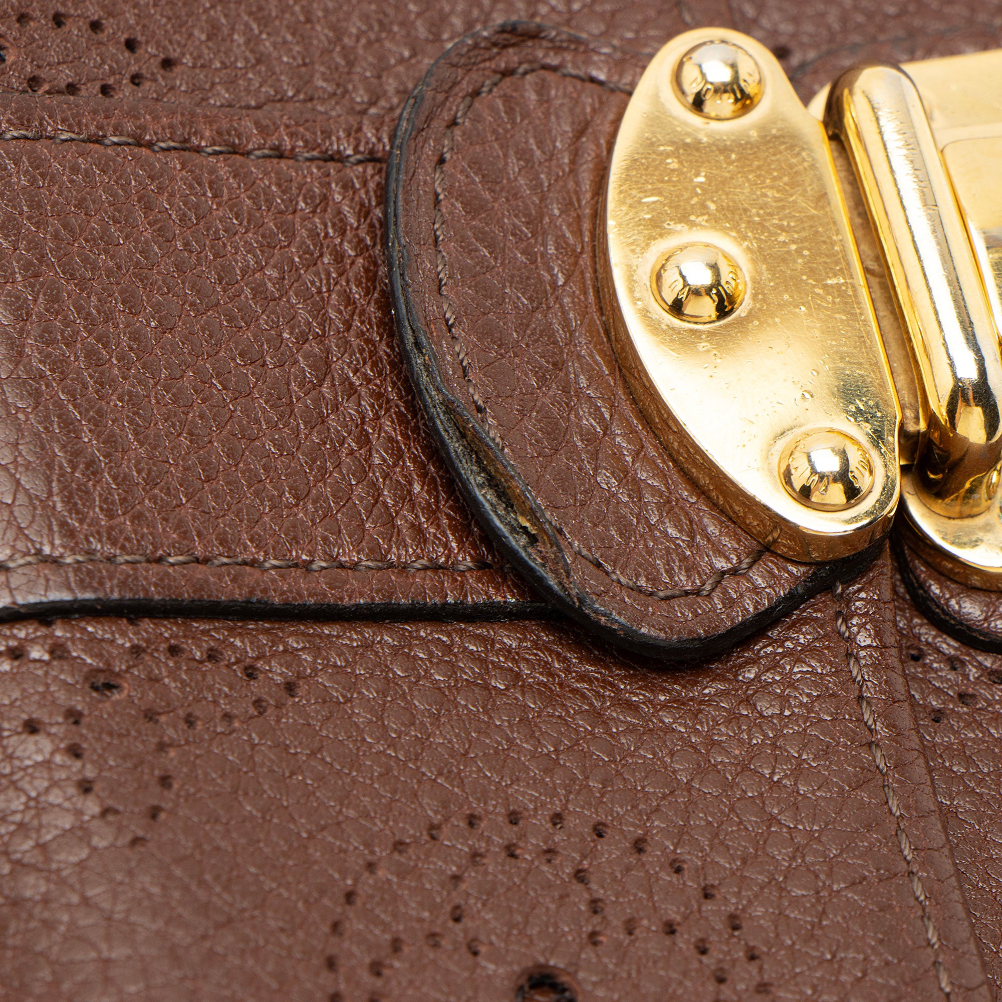 Louis Vuitton Mahina Leather Amelia Wallet