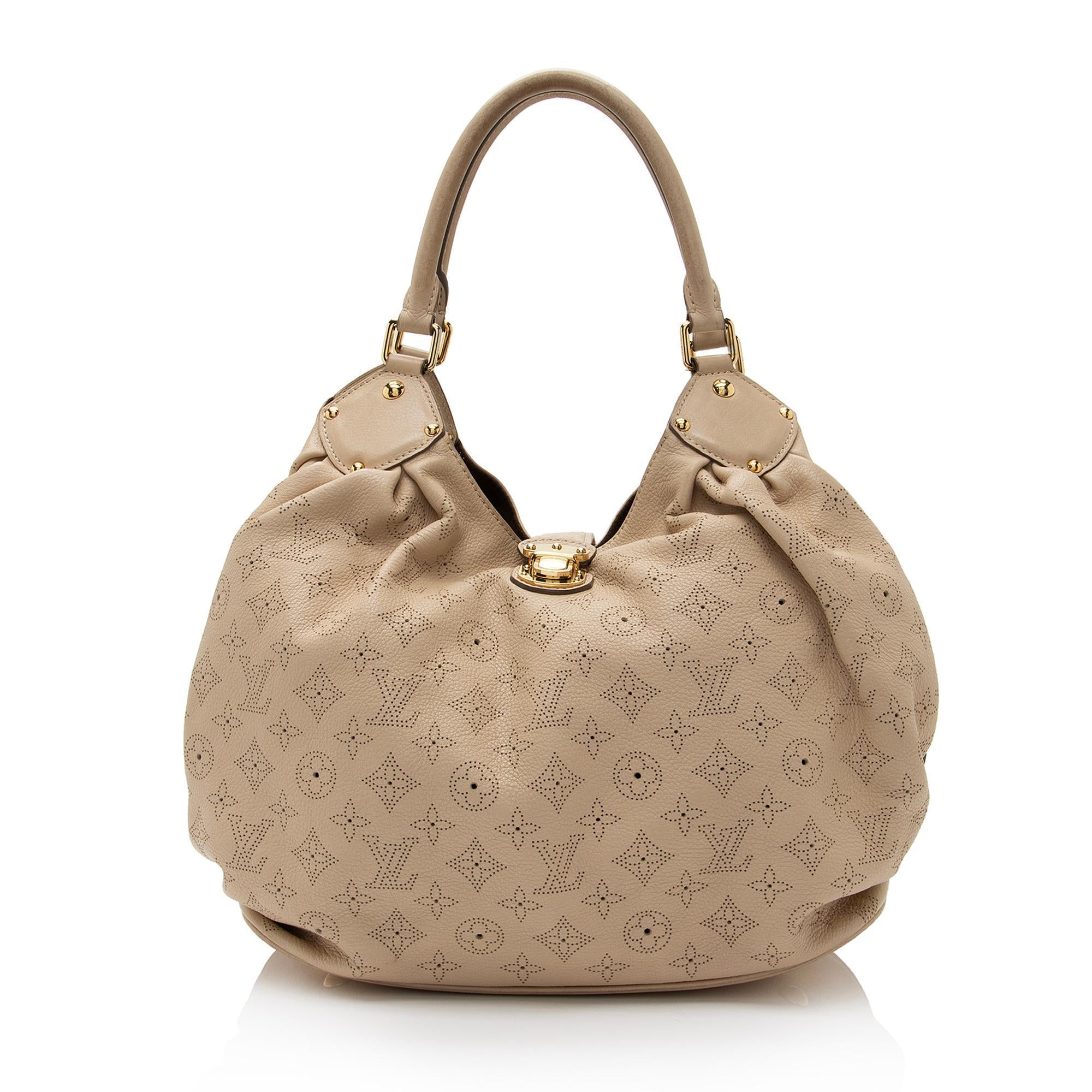 Louis Vuitton Mahina Leather L Hobo (SHF-f8hOUF)