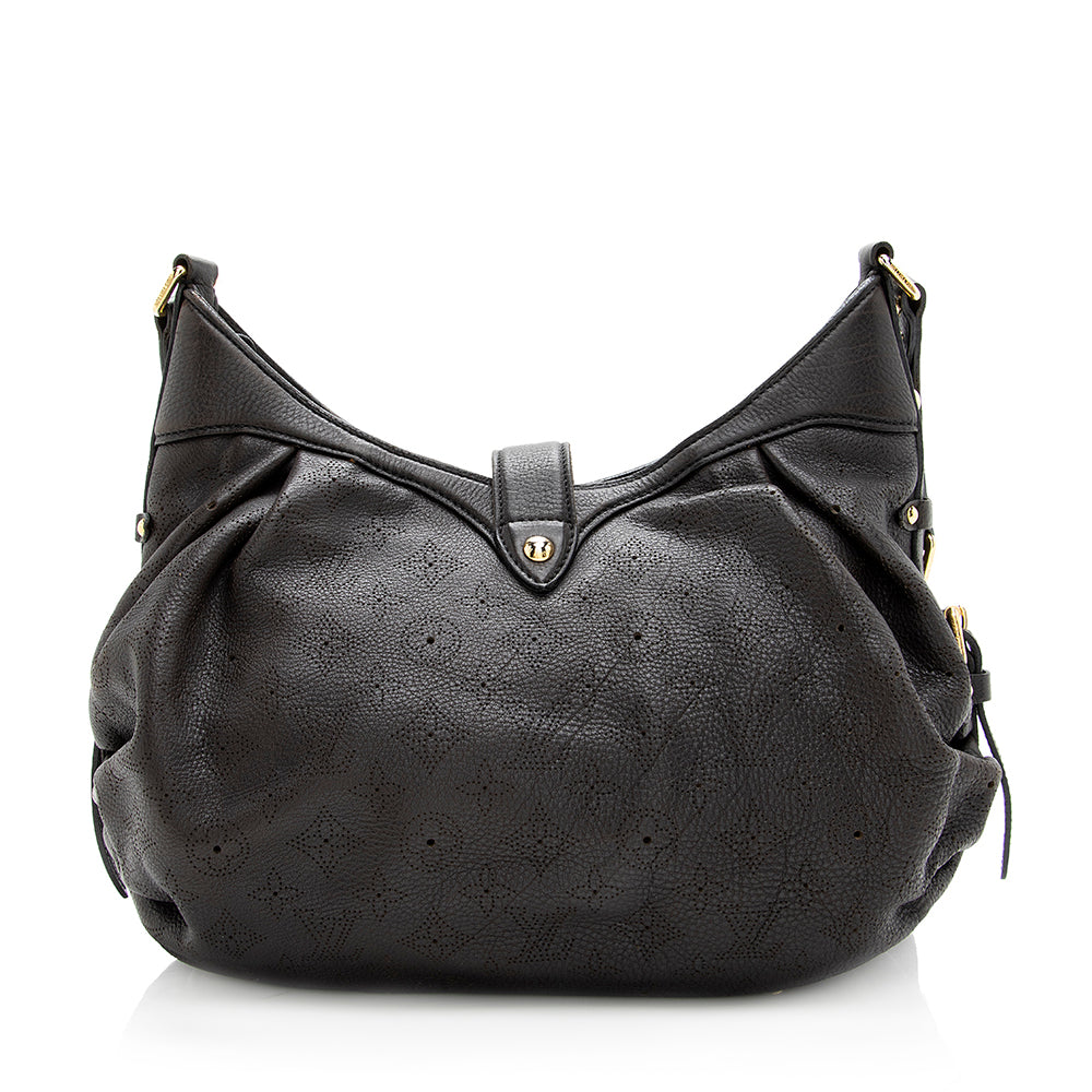 Louis Vuitton Mahina Leather XS Shoulder Bag (SHF-19109)
