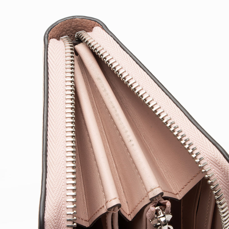 Shop Louis Vuitton MAHINA Monogram Bi-color Leather Folding Wallet