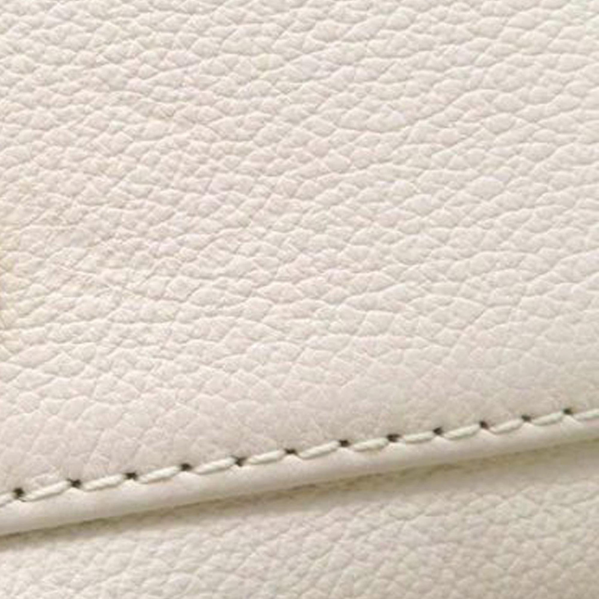 Louis Vuitton Mahina On My Side MM (SHG-6Pm4wF)