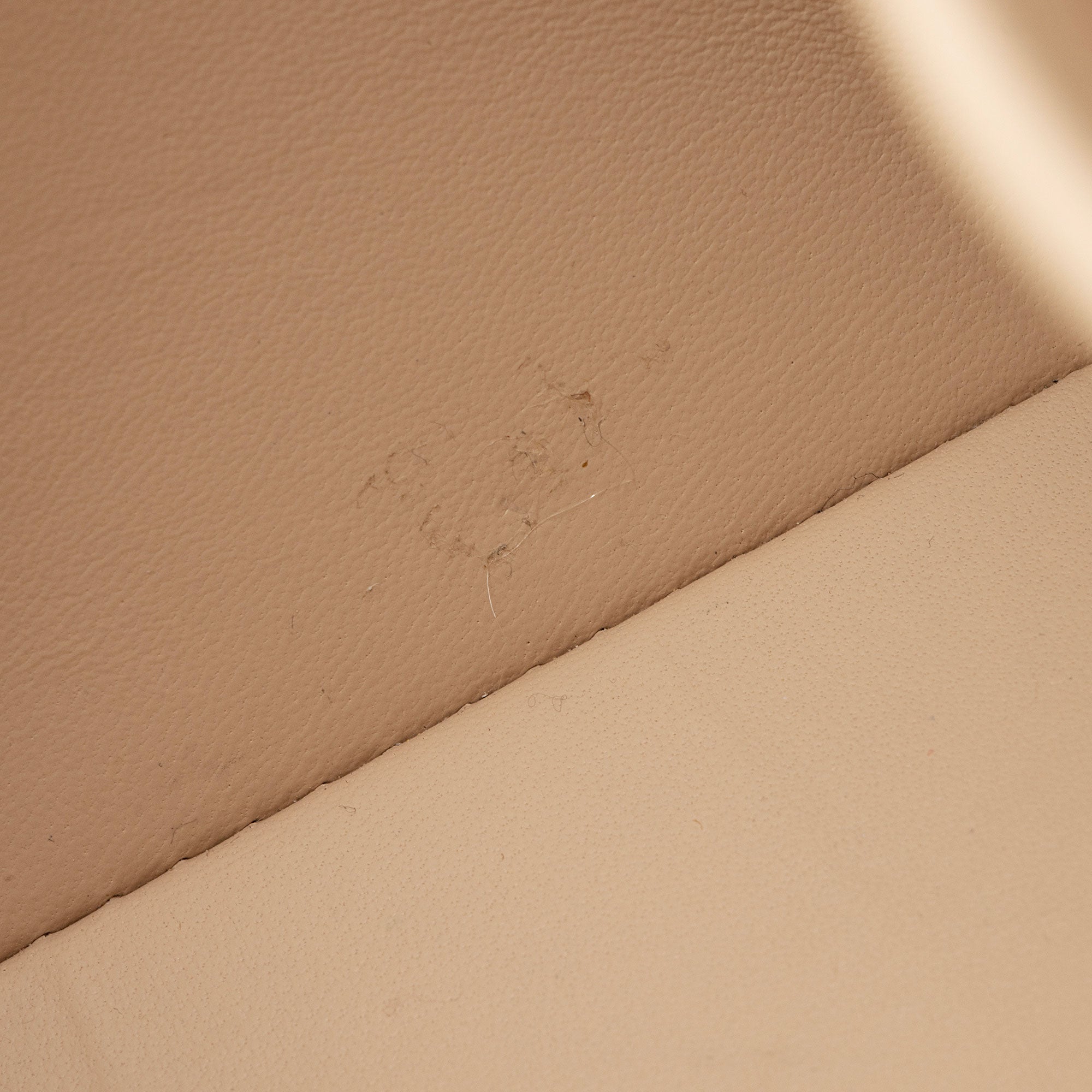 Louis Vuitton Malletage Lambskin Dora PM Satchel