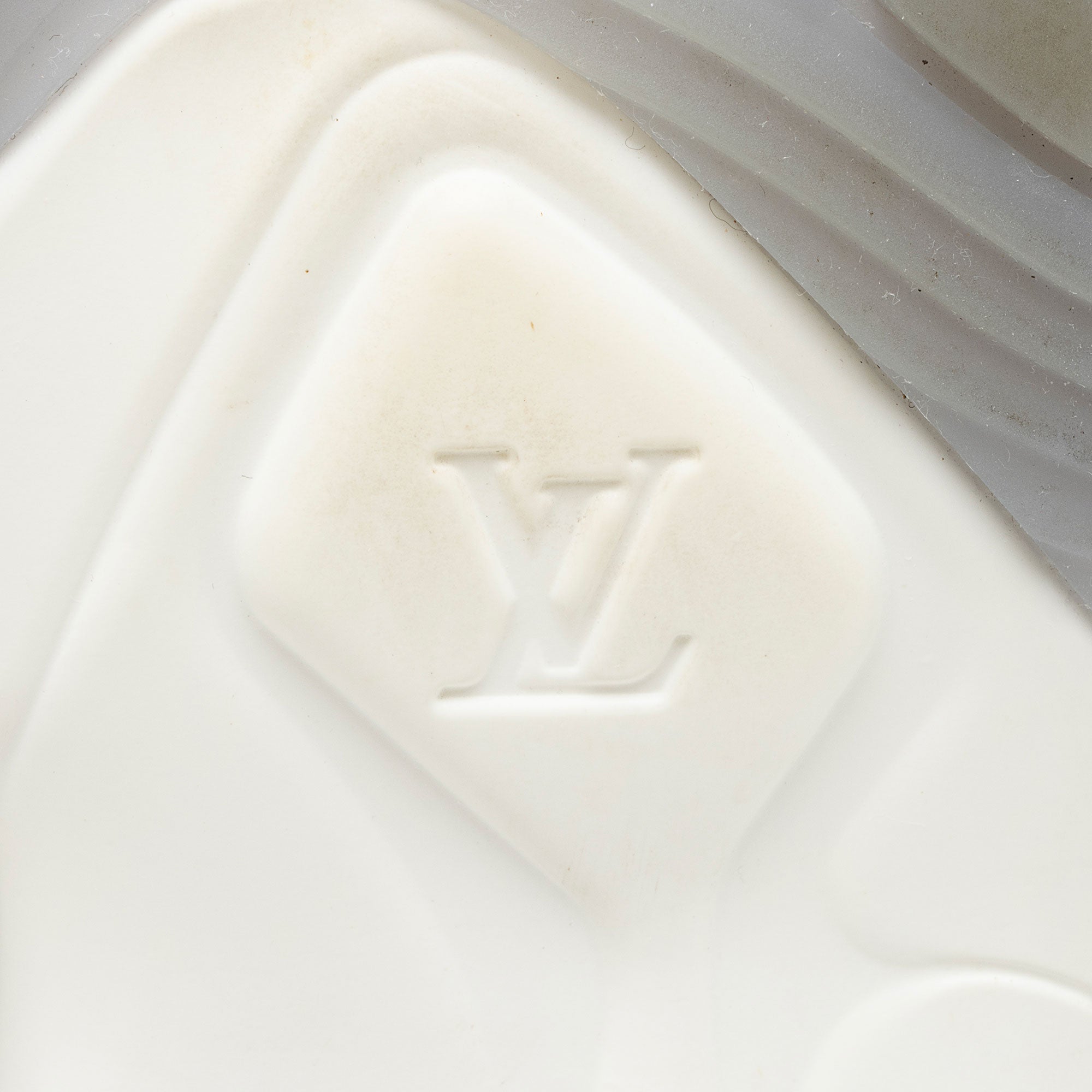 Louis Vuitton Mesh Run 55 Sneakers - Size 10 / 40