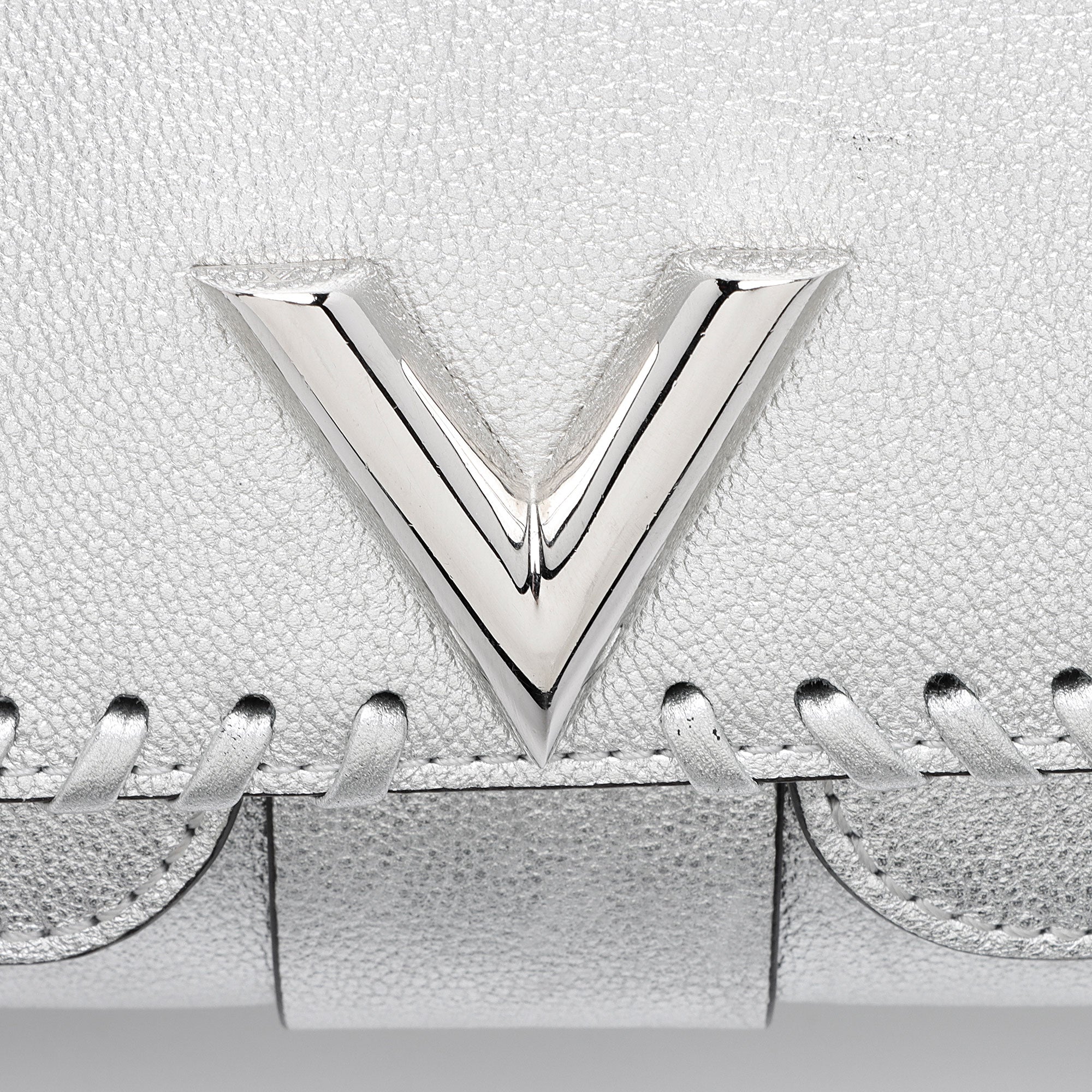 Louis Vuitton Metallic Leather Braided Very Chain Bag