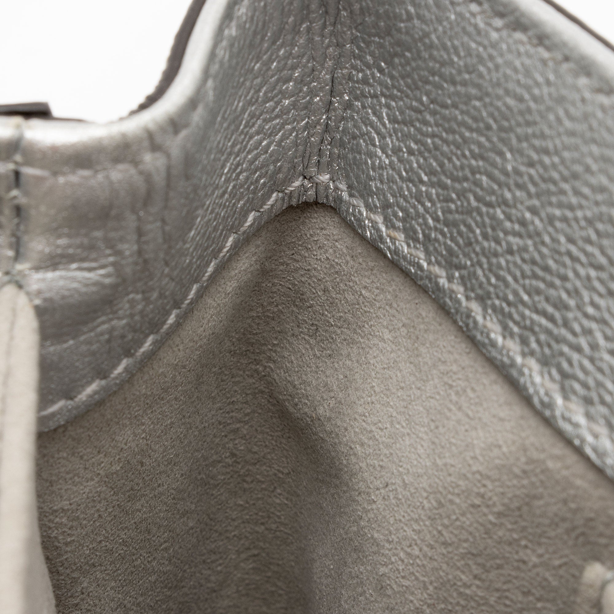 Louis Vuitton Metallic Leather Braided Very Chain Bag (SHF-s7snVl)