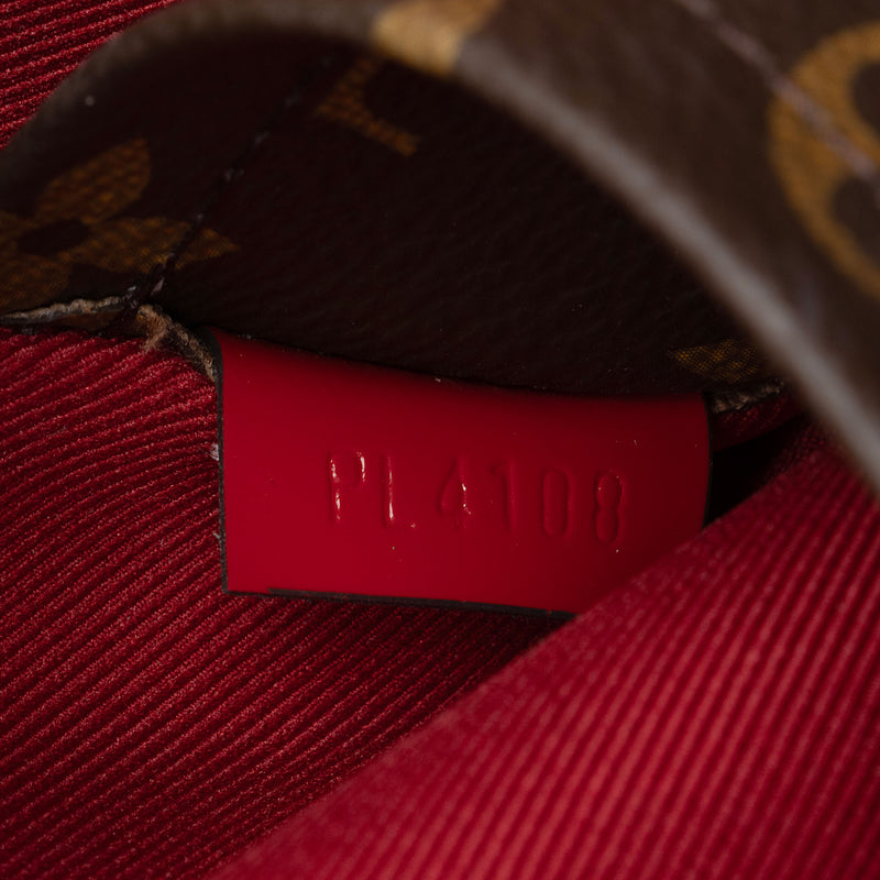 Louis Vuitton Miroir Patent Leather Venice Shoulder Bag (SHF-sJeW36)