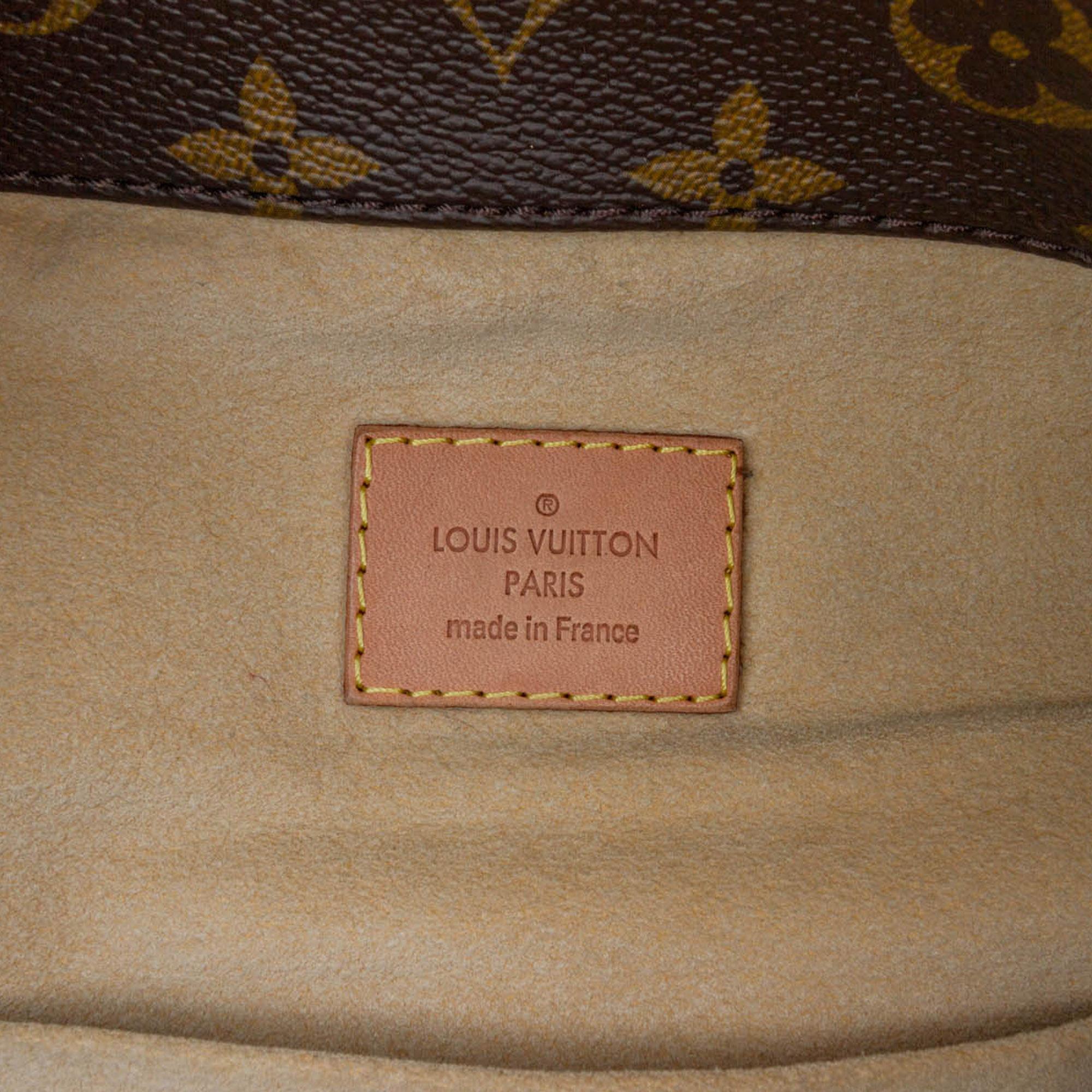 Louis Vuitton Monogram Artsy MM
