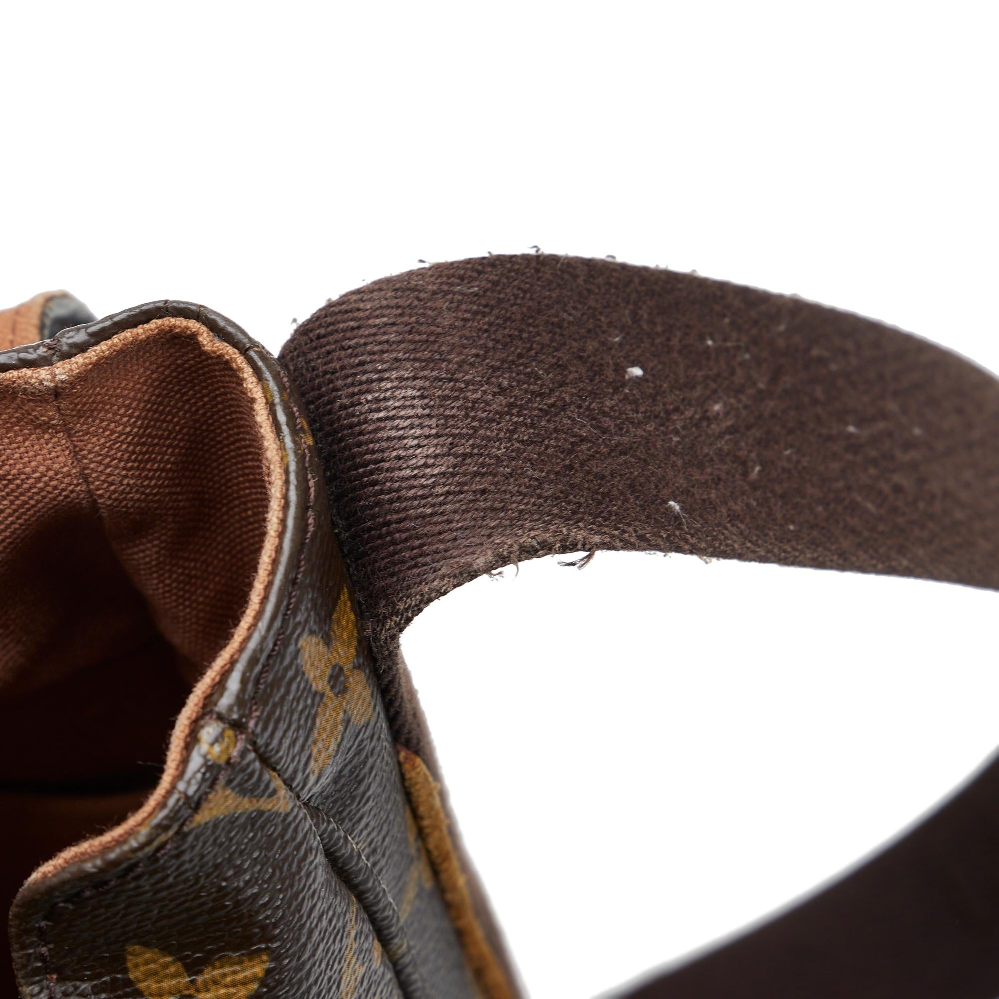 Louis Vuitton Monogram Beaubourg Messenger MM (SHG-yMyorQ)