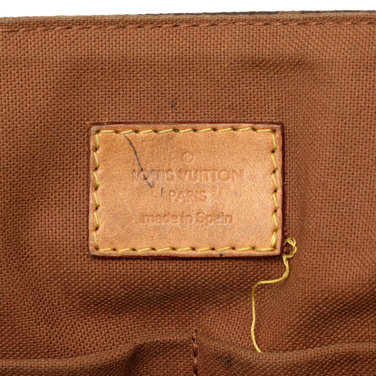 Louis Vuitton Monogram Beaubourg Messenger MM