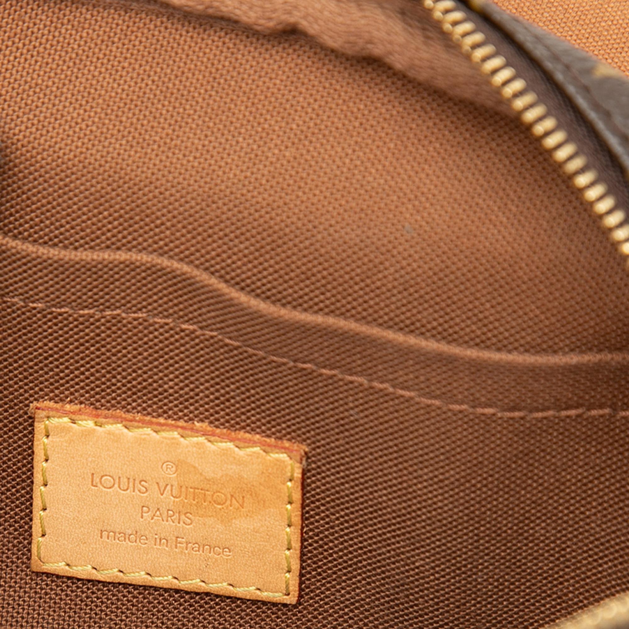 Louis Vuitton Monogram Bosphore Belt Bag