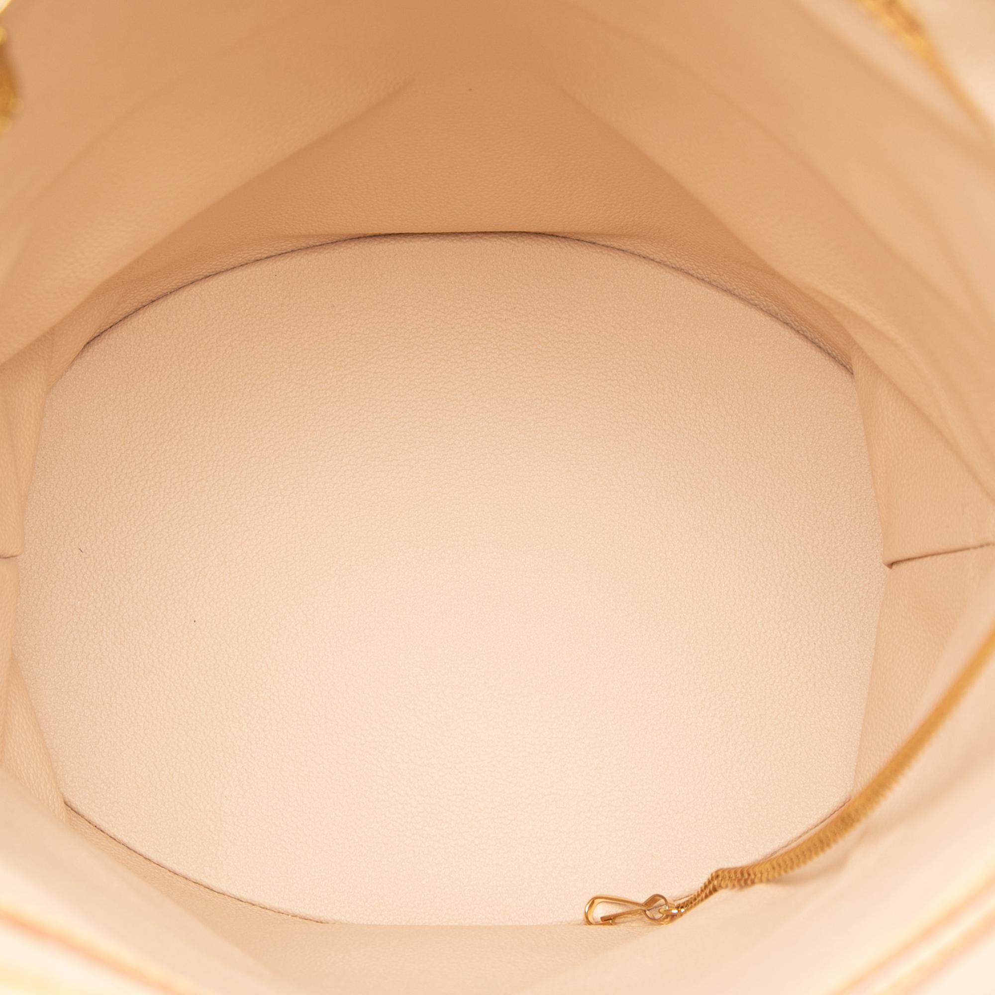 Louis Vuitton Monogram Bucket GM