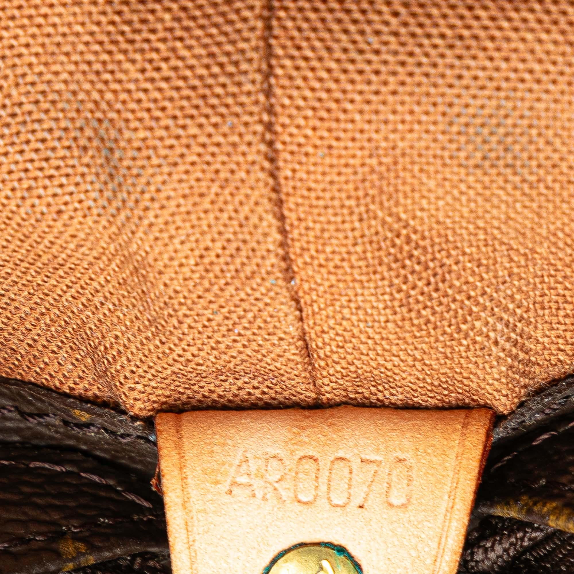 Louis Vuitton Monogram Cabas Mezzo