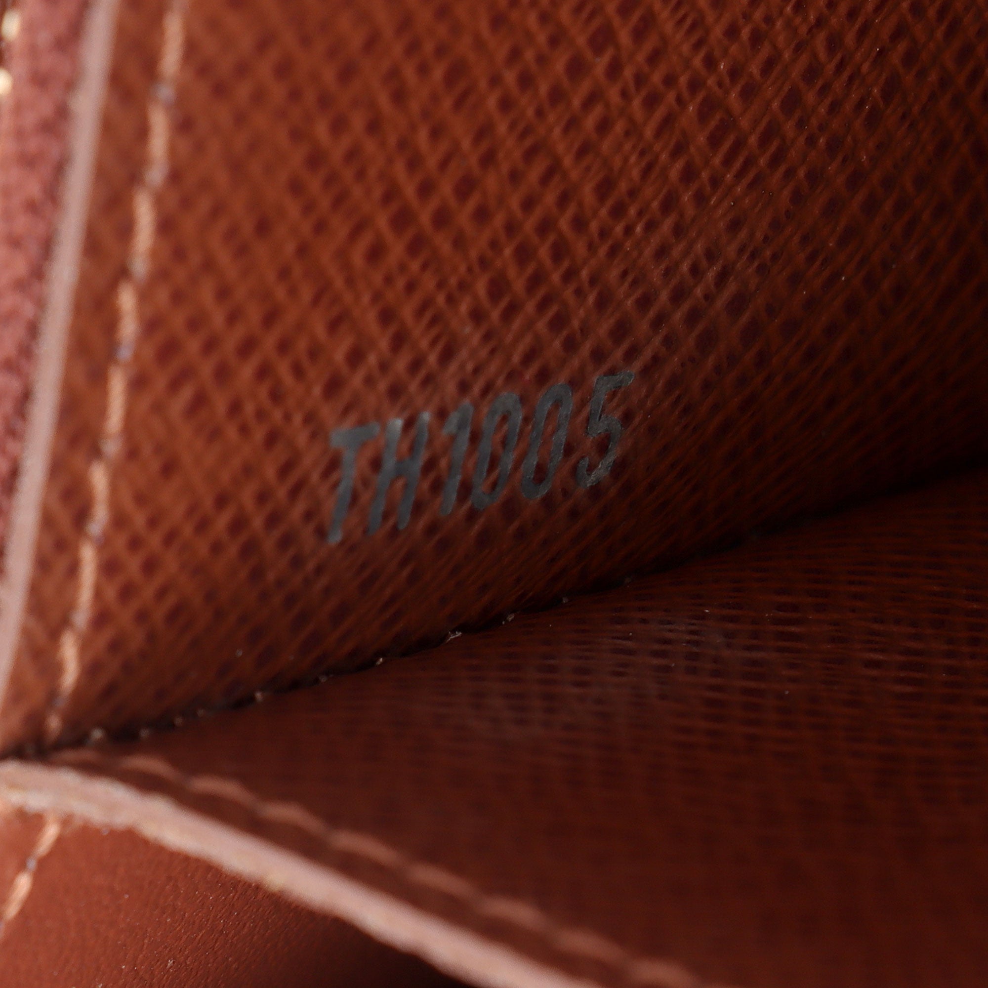 Louis Vuitton Monogram Canvas Accordeon Wallet (SHF-SfJfhn)