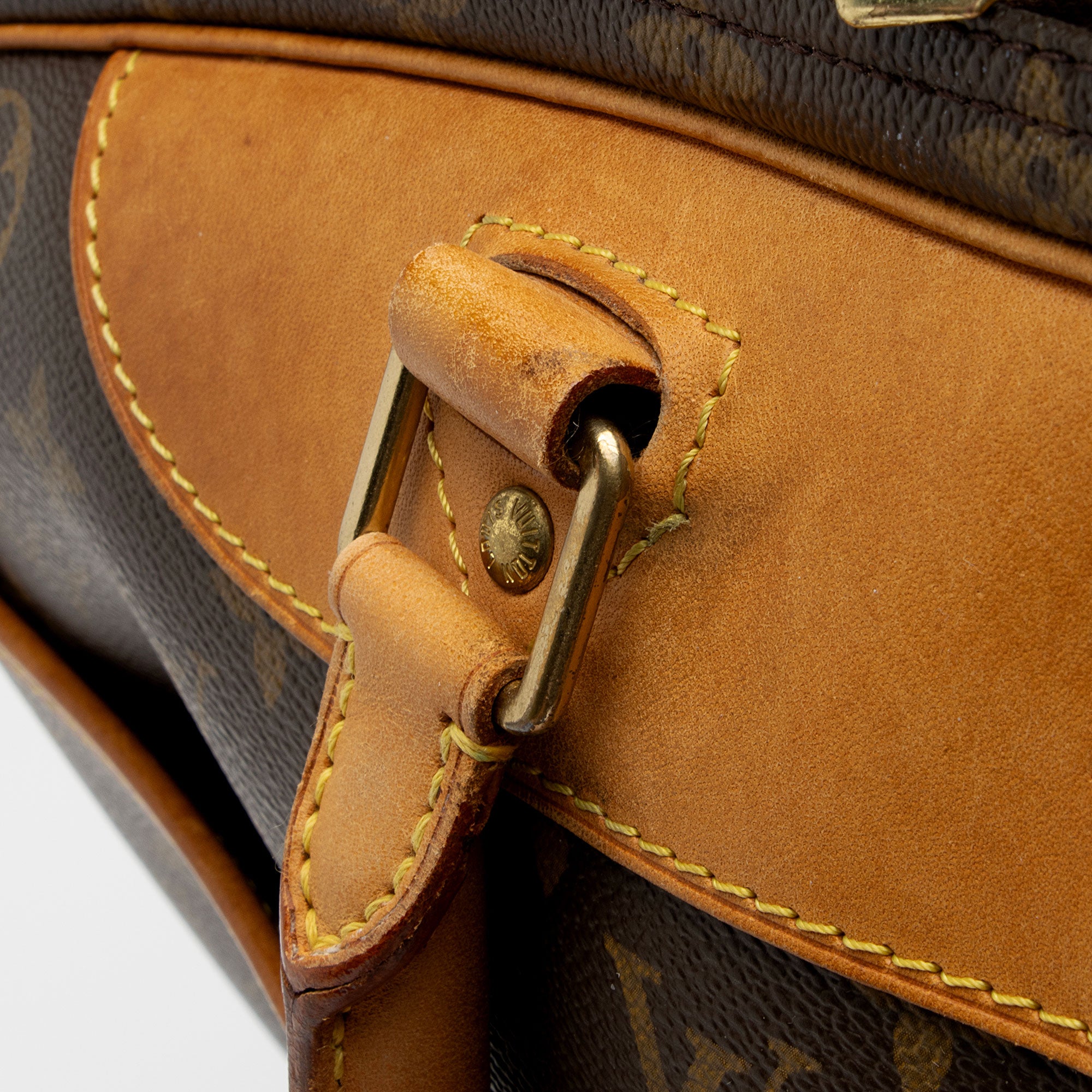 Louis Vuitton Monogram Canvas Alize 24 Heures Weekender (SHF-RQaHGA)
