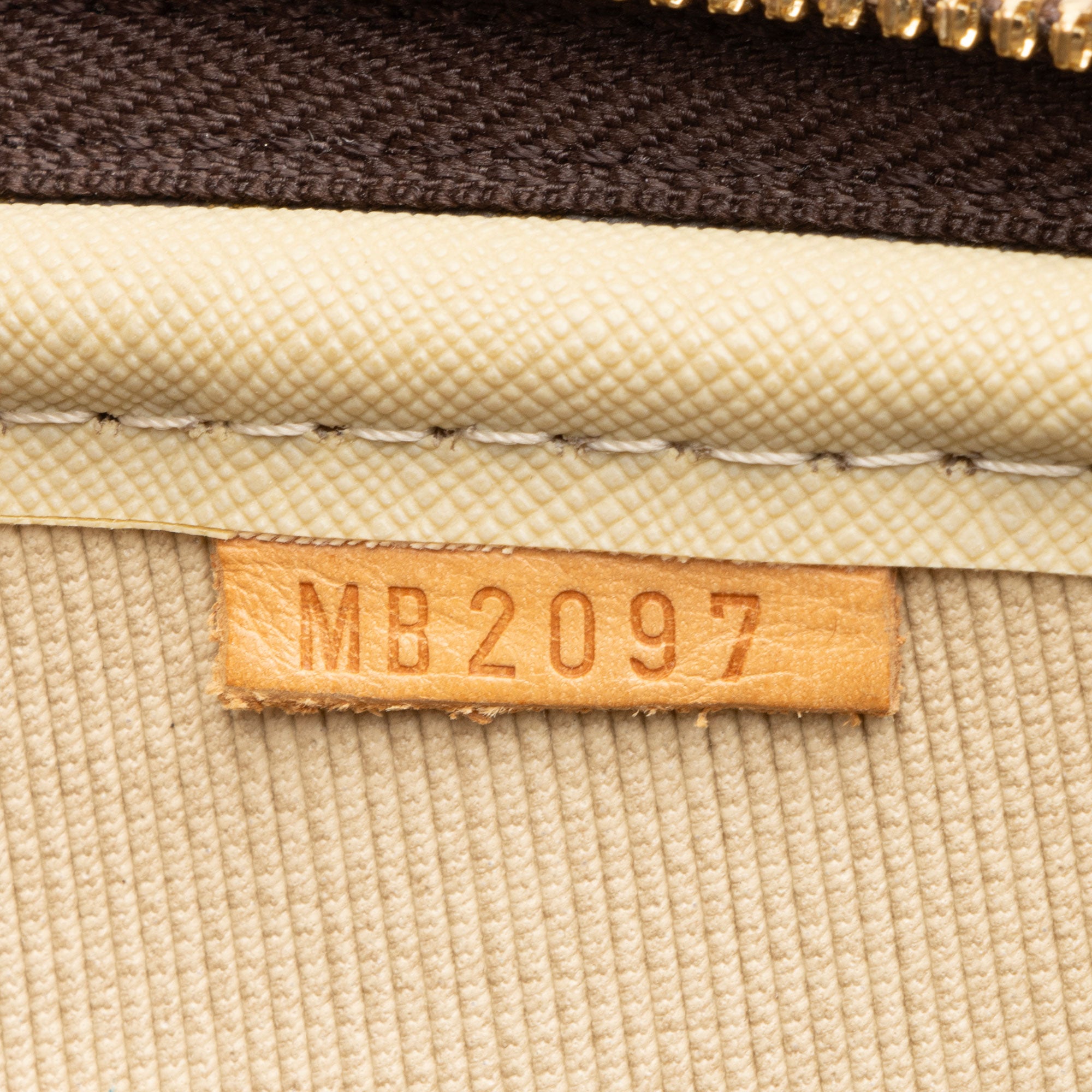 Louis Vuitton Monogram Canvas Alize 24 Heures Weekender
