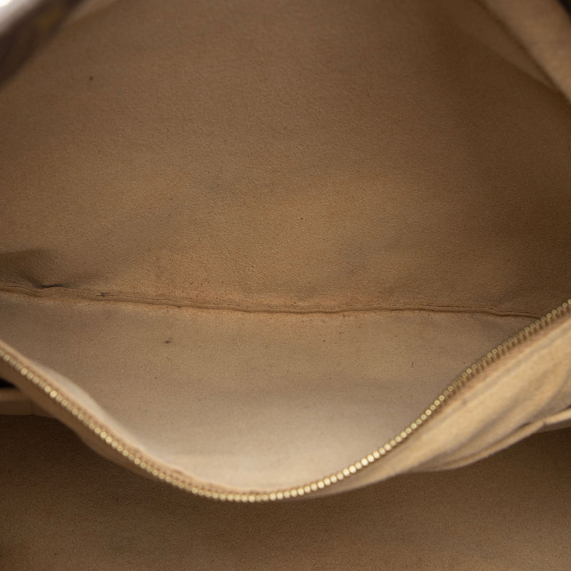 Louis Vuitton Monogram Canvas Artsy MM Shoulder Bag (SHF-TrAKuI)