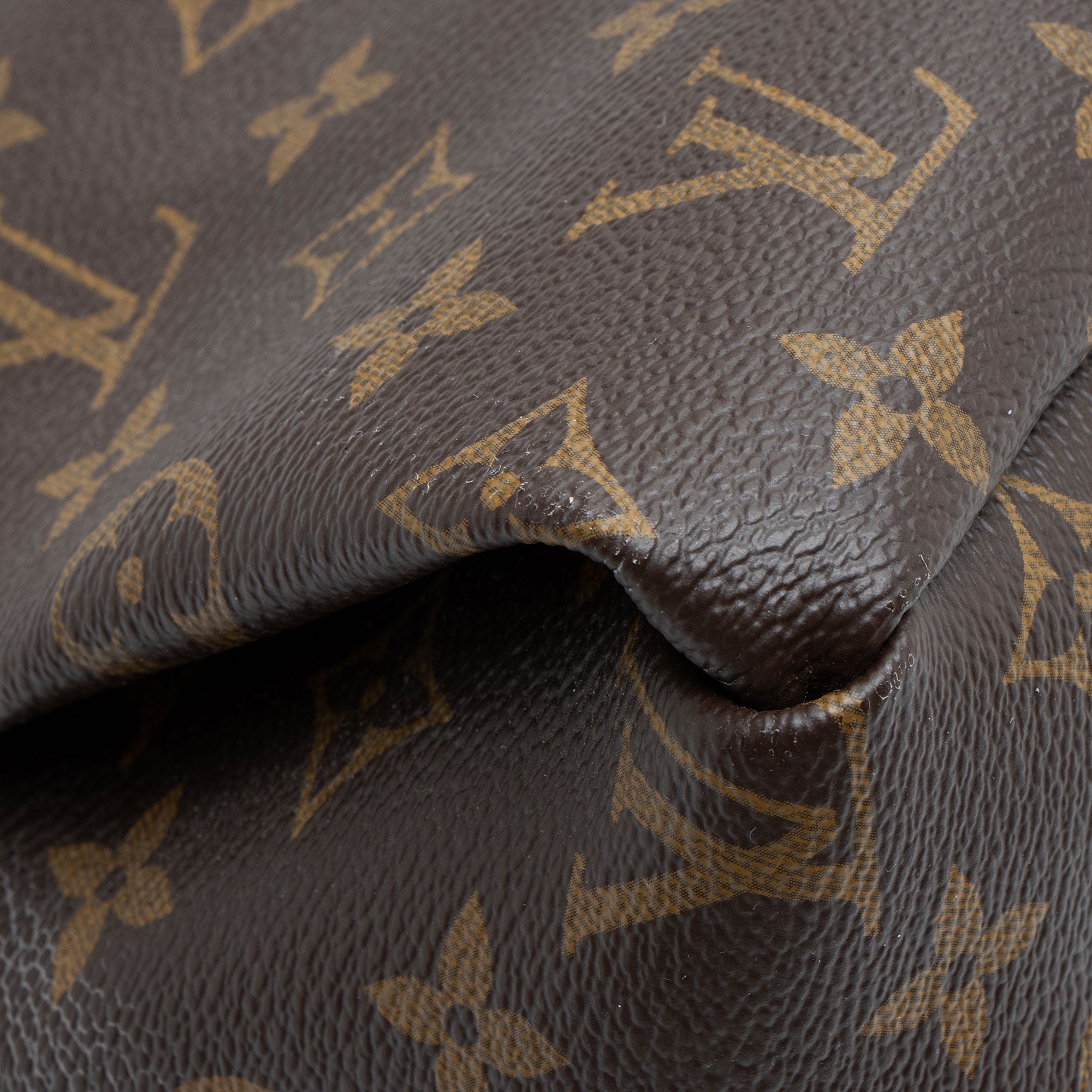 Louis Vuitton Monogram Canvas Artsy MM Shoulder Bag