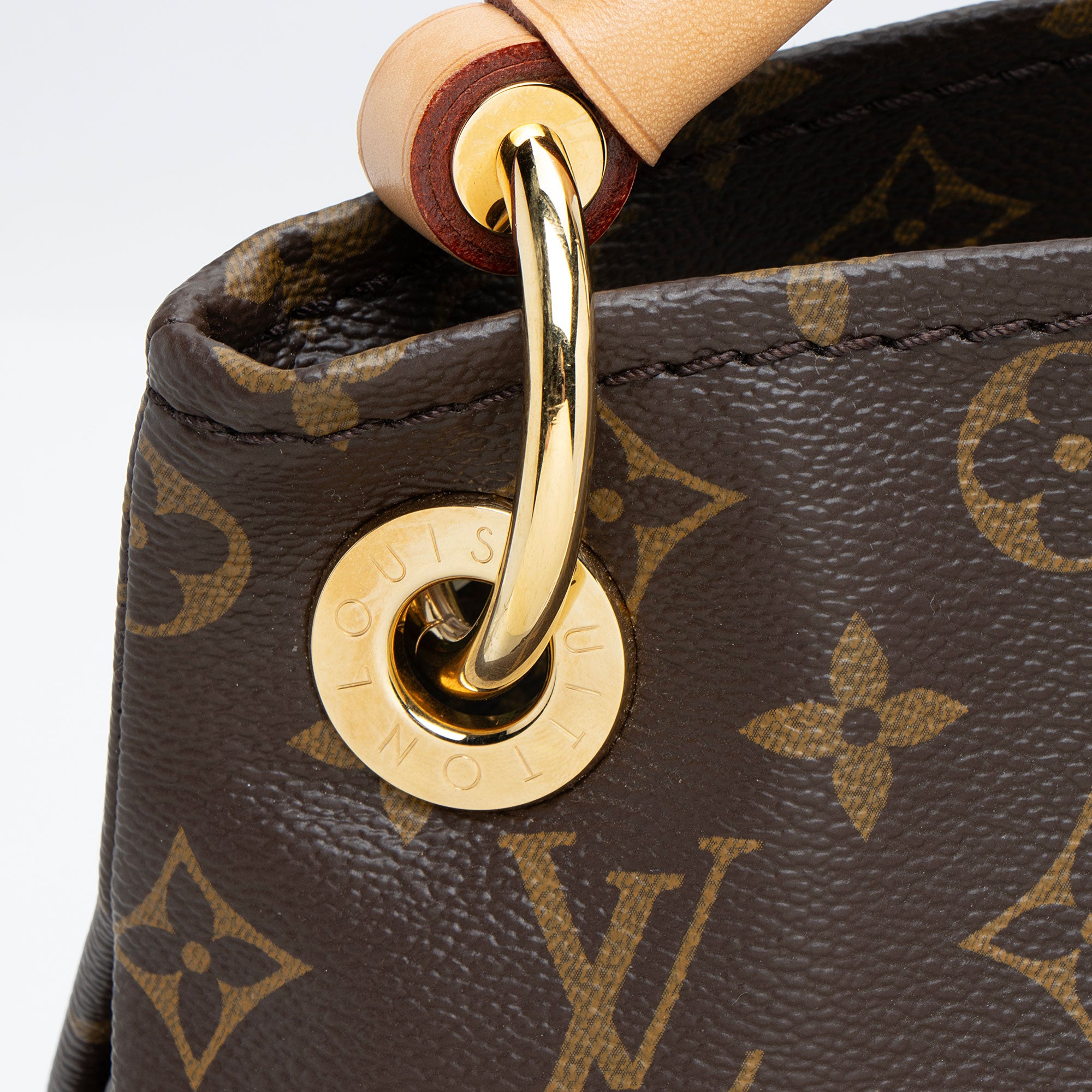 Louis Vuitton Monogram Canvas Artsy MM Shoulder Bag