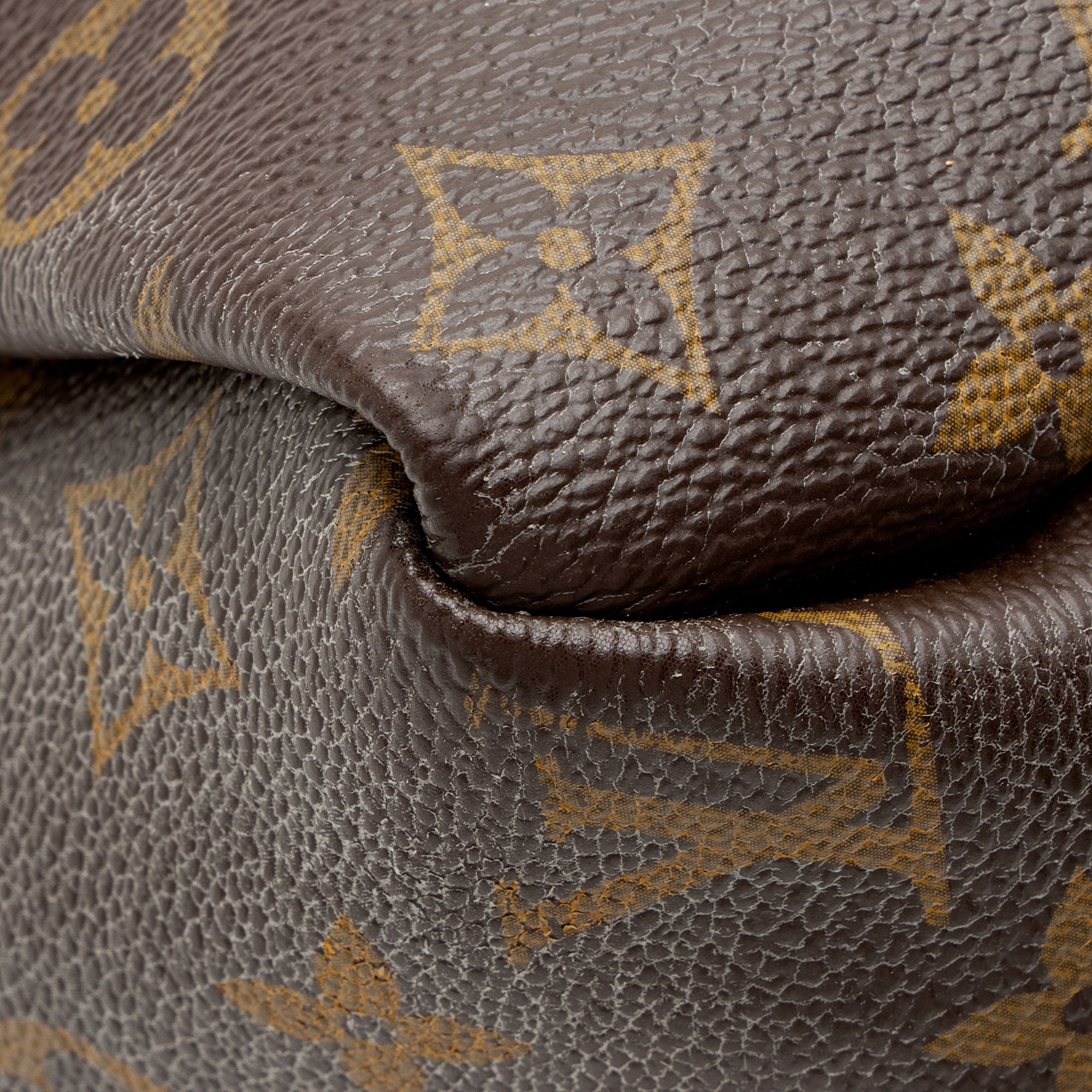 Louis Vuitton Monogram Canvas Artsy MM Shoulder Bag