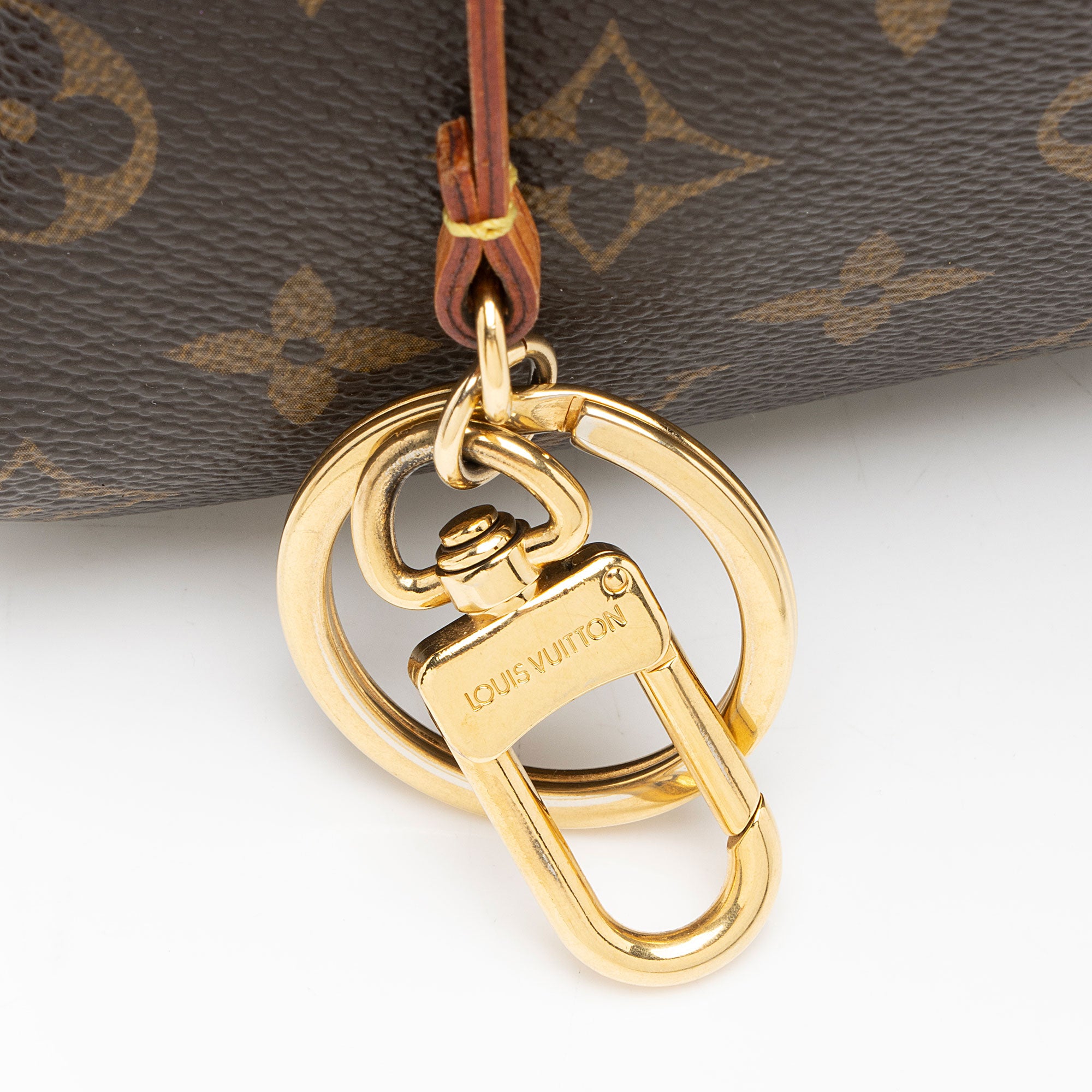 Louis Vuitton Monogram Canvas Artsy MM Shoulder Bag