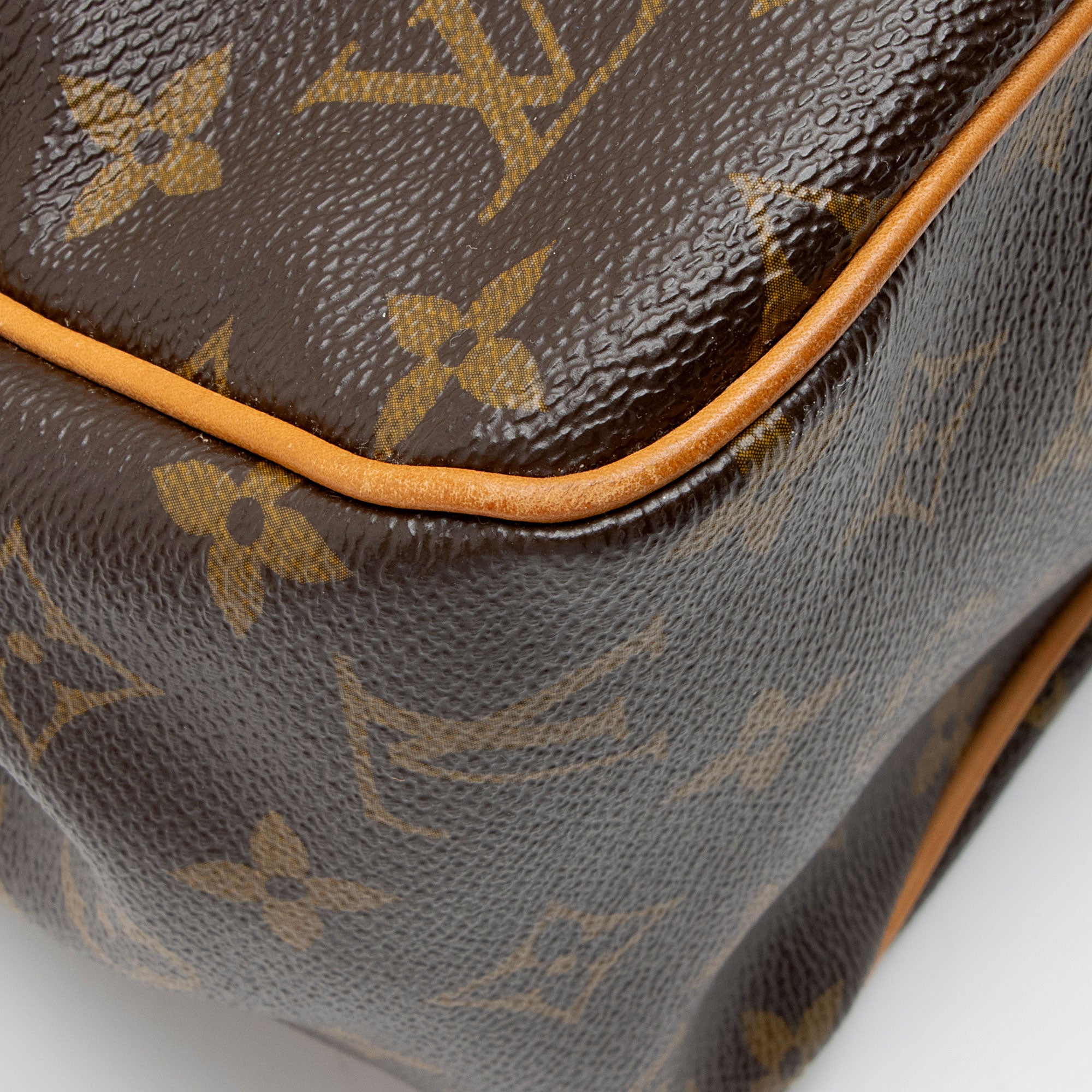 Louis Vuitton Monogram Canvas Batignolles Vertical Tote