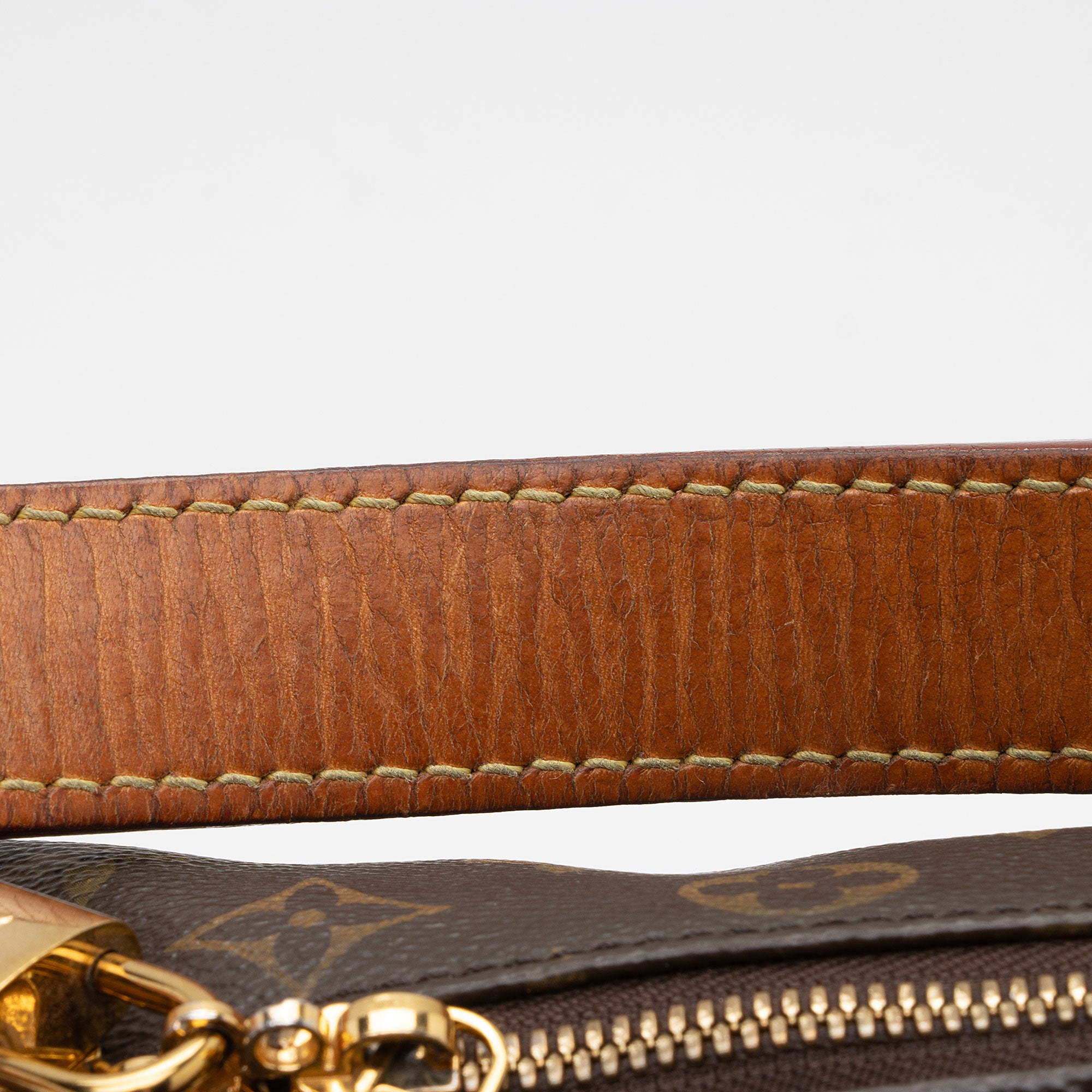 Louis Vuitton Monogram Canvas Berri PM Shoulder Bag (SHF-pDAkoz)