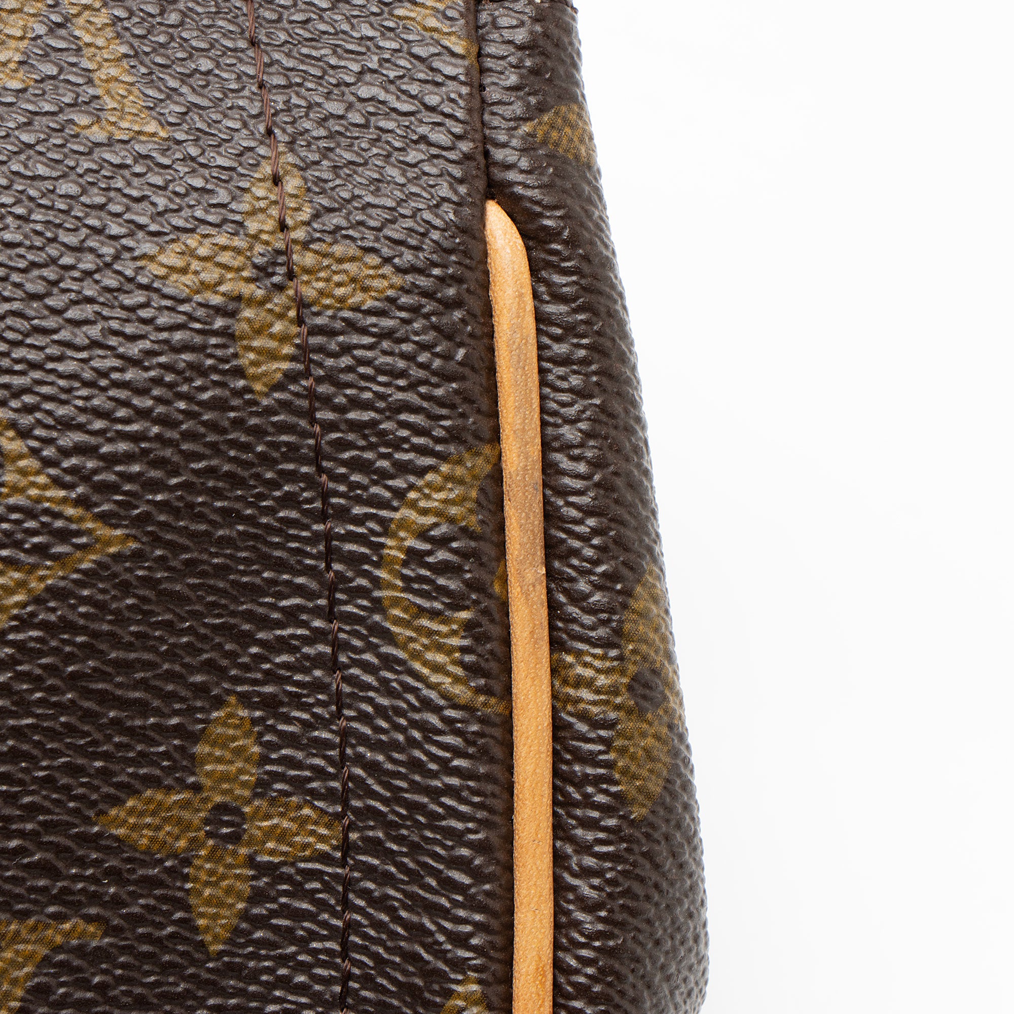 Louis Vuitton Monogram Canvas Beverly Clutch