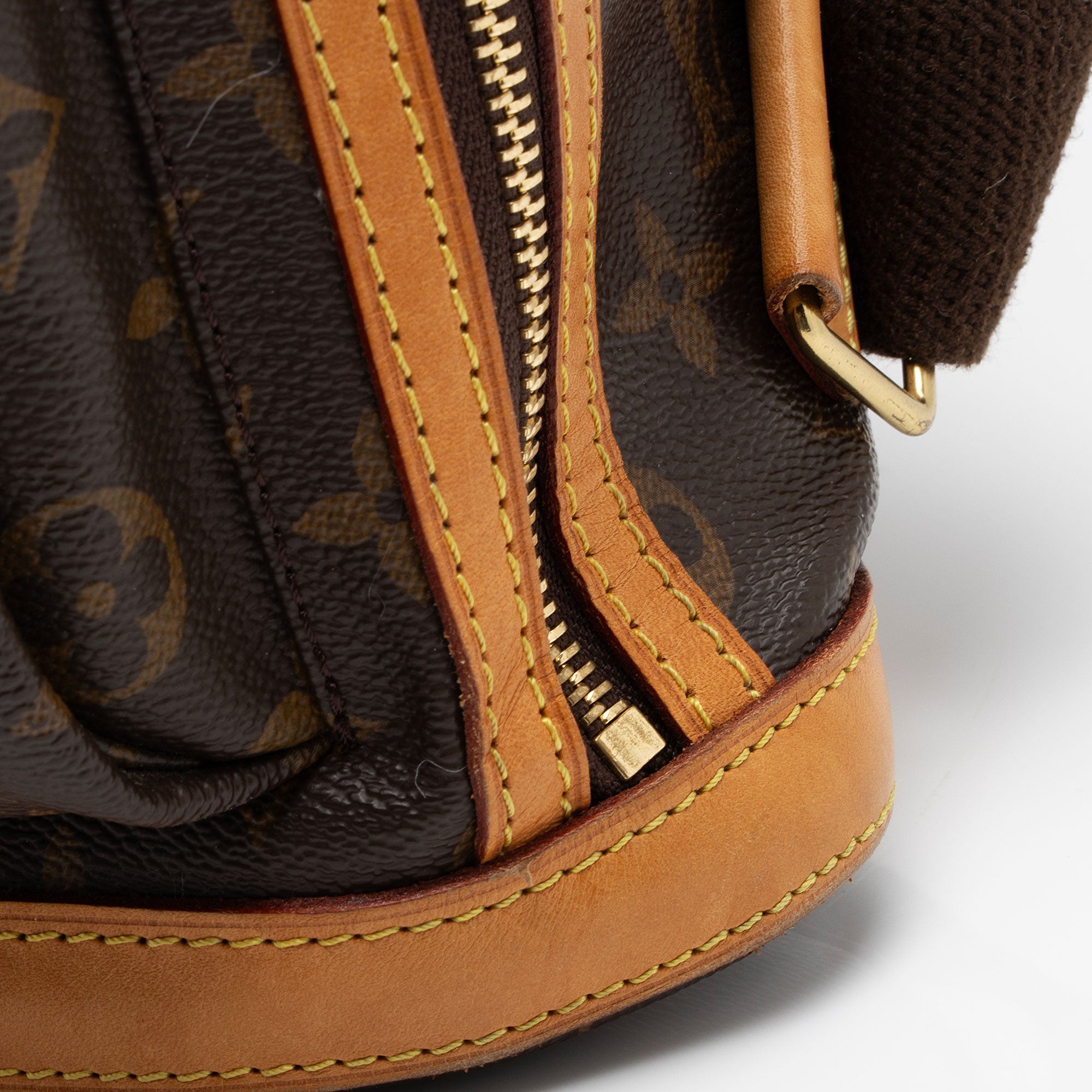 Louis Vuitton Monogram Canvas Bosphore Backpack (SHF-m5xPIC)