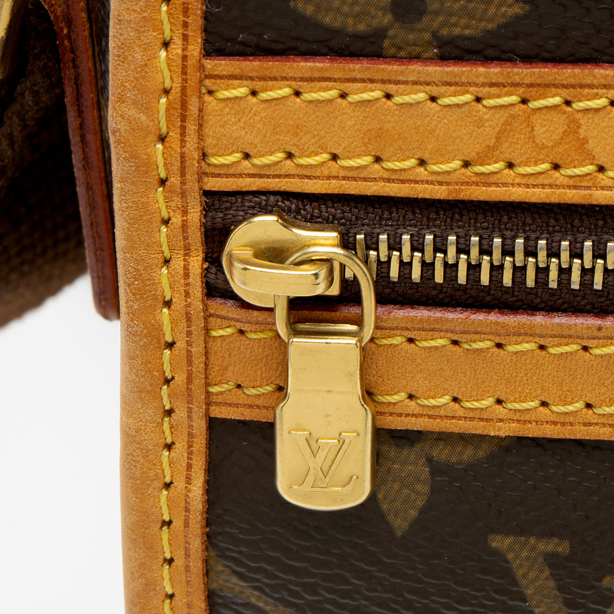 Louis Vuitton Monogram Canvas Bosphore PM Messenger
